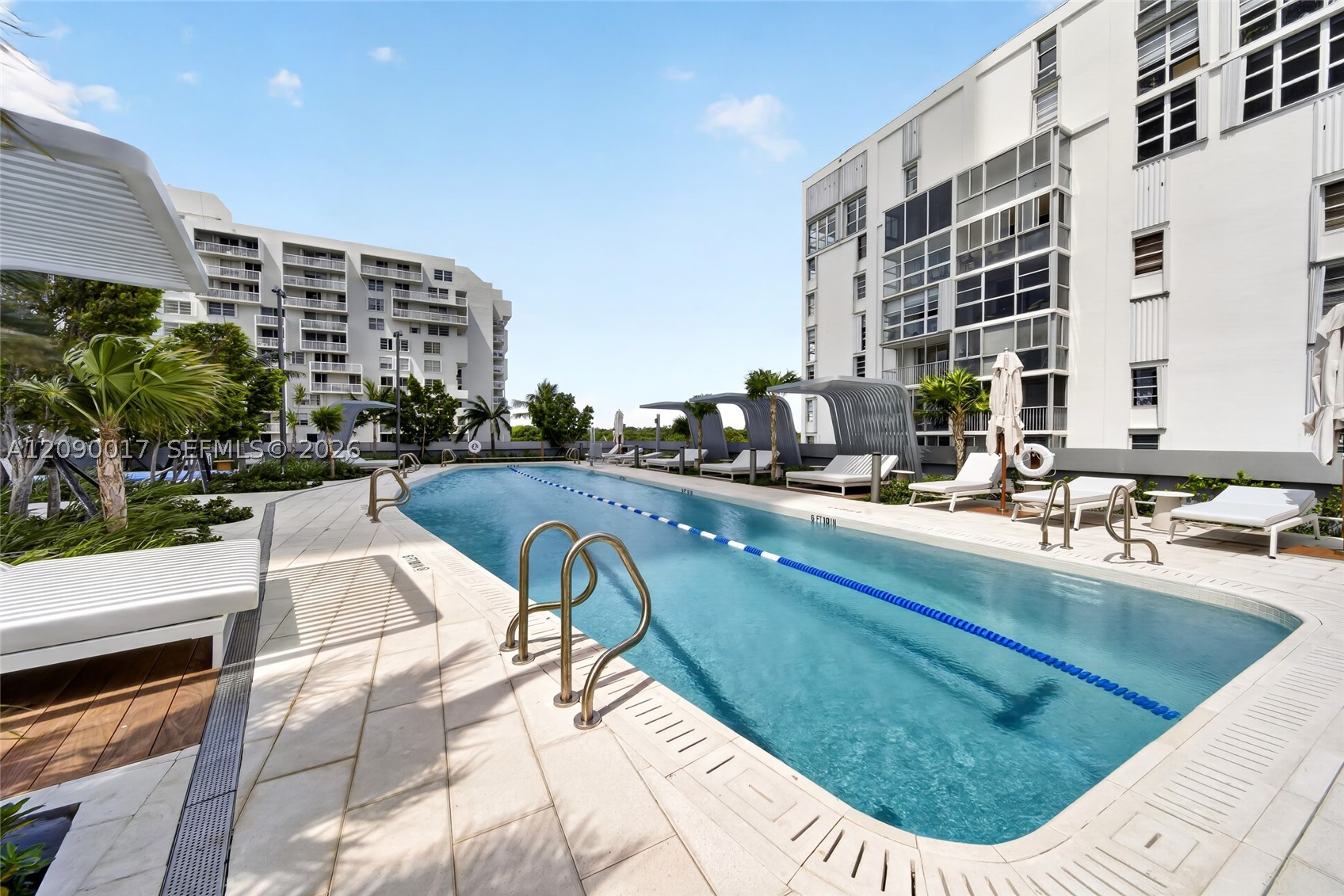 image Una Residences57