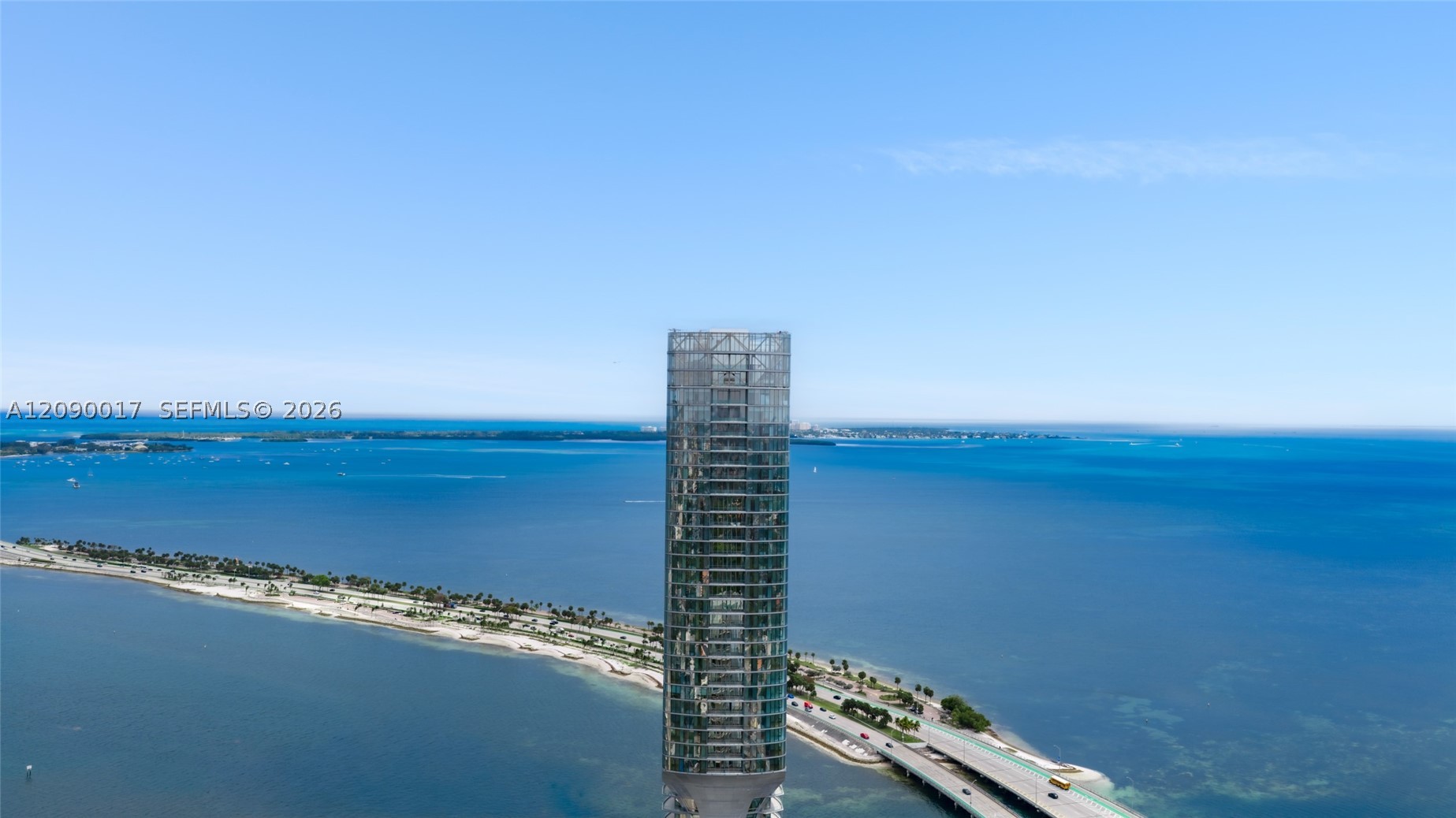 image Una Residences63