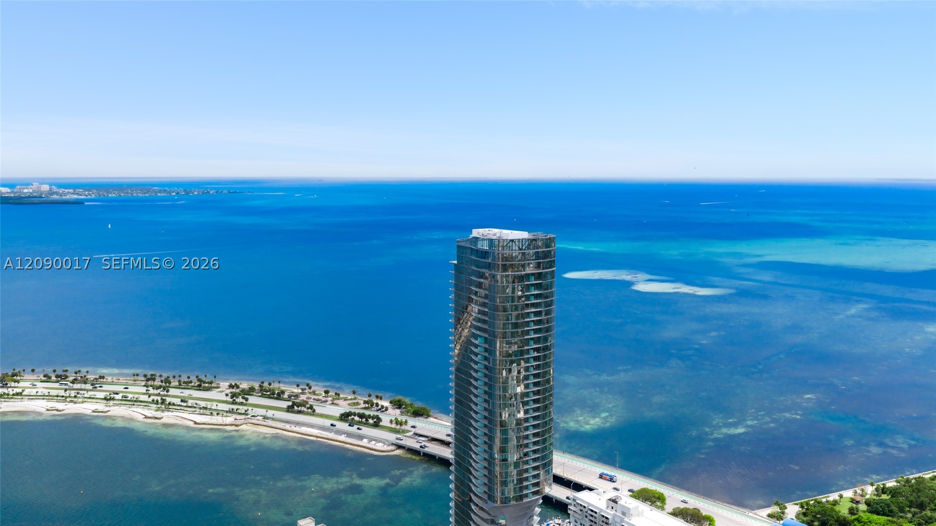 image Una Residences65