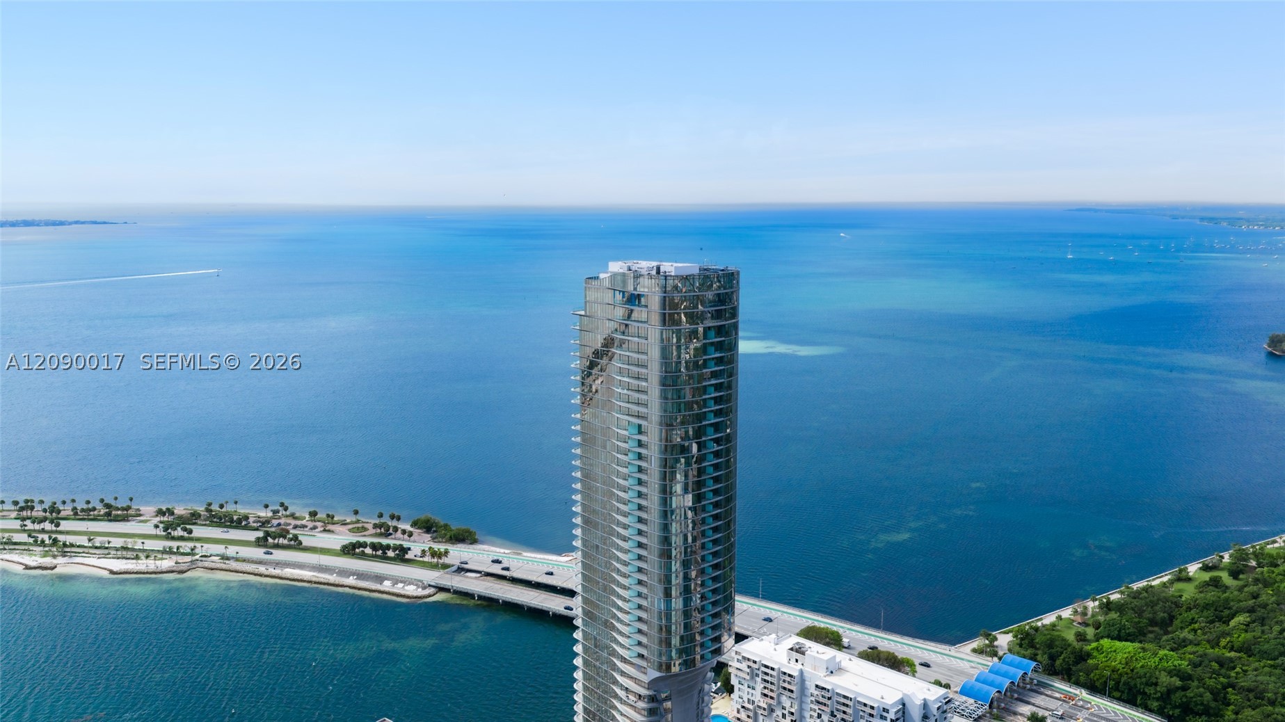 image Una Residences70