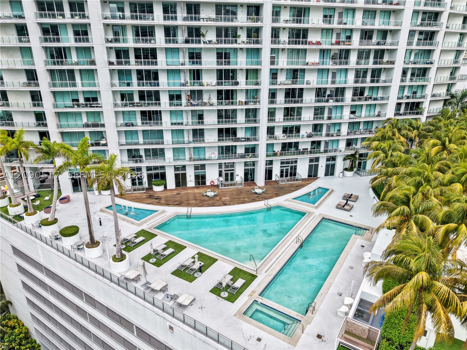 image The Ivy at Riverfront2
