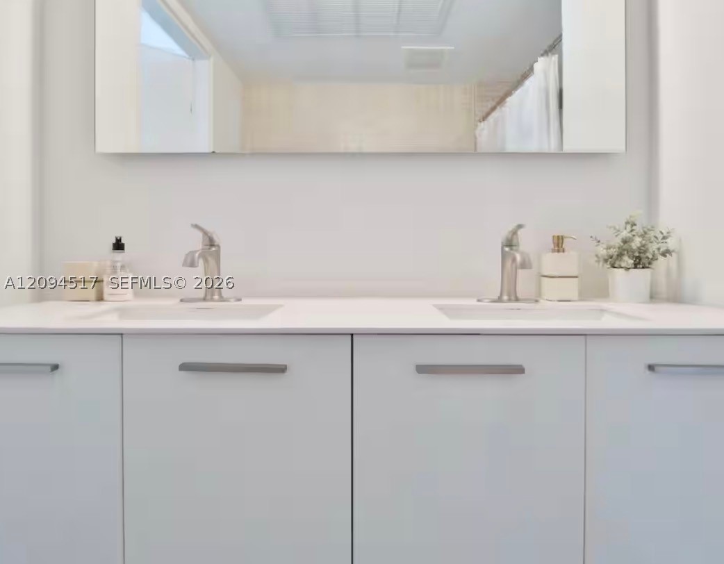 image Brickell House9