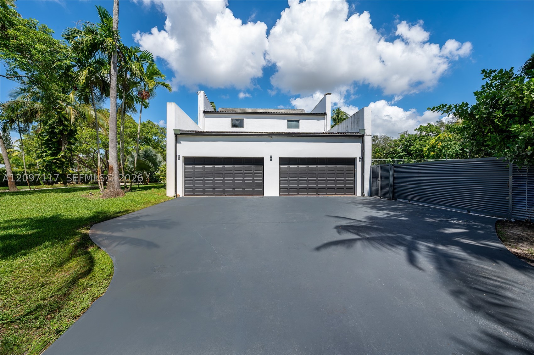 9715 SW 89th Ct Miami, FL 33176