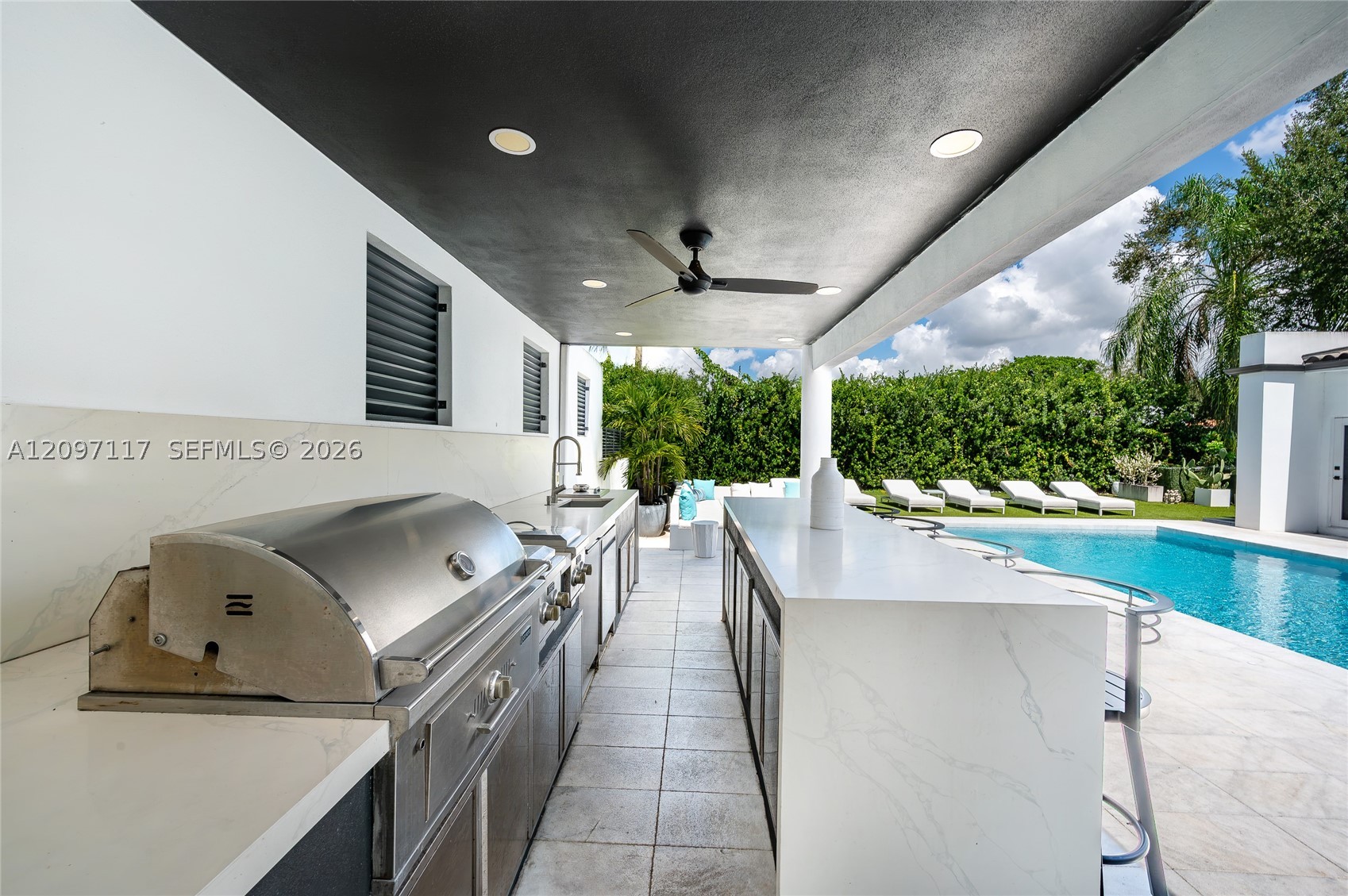 9715 SW 89th Ct Miami, FL 33176