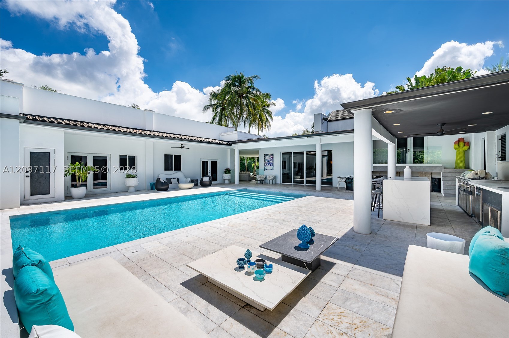 9715 SW 89th Ct Miami, FL 33176