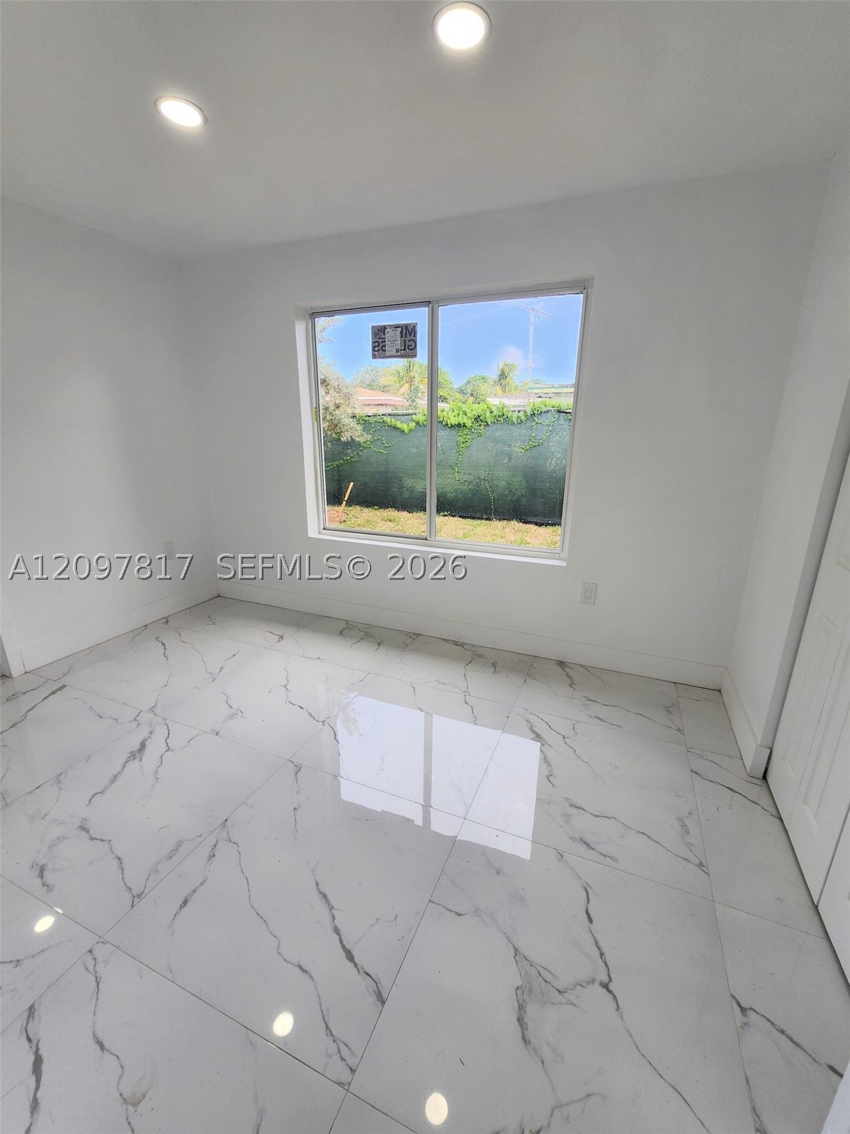 620 SW 38th Ter Fort Lauderdale, FL 33312