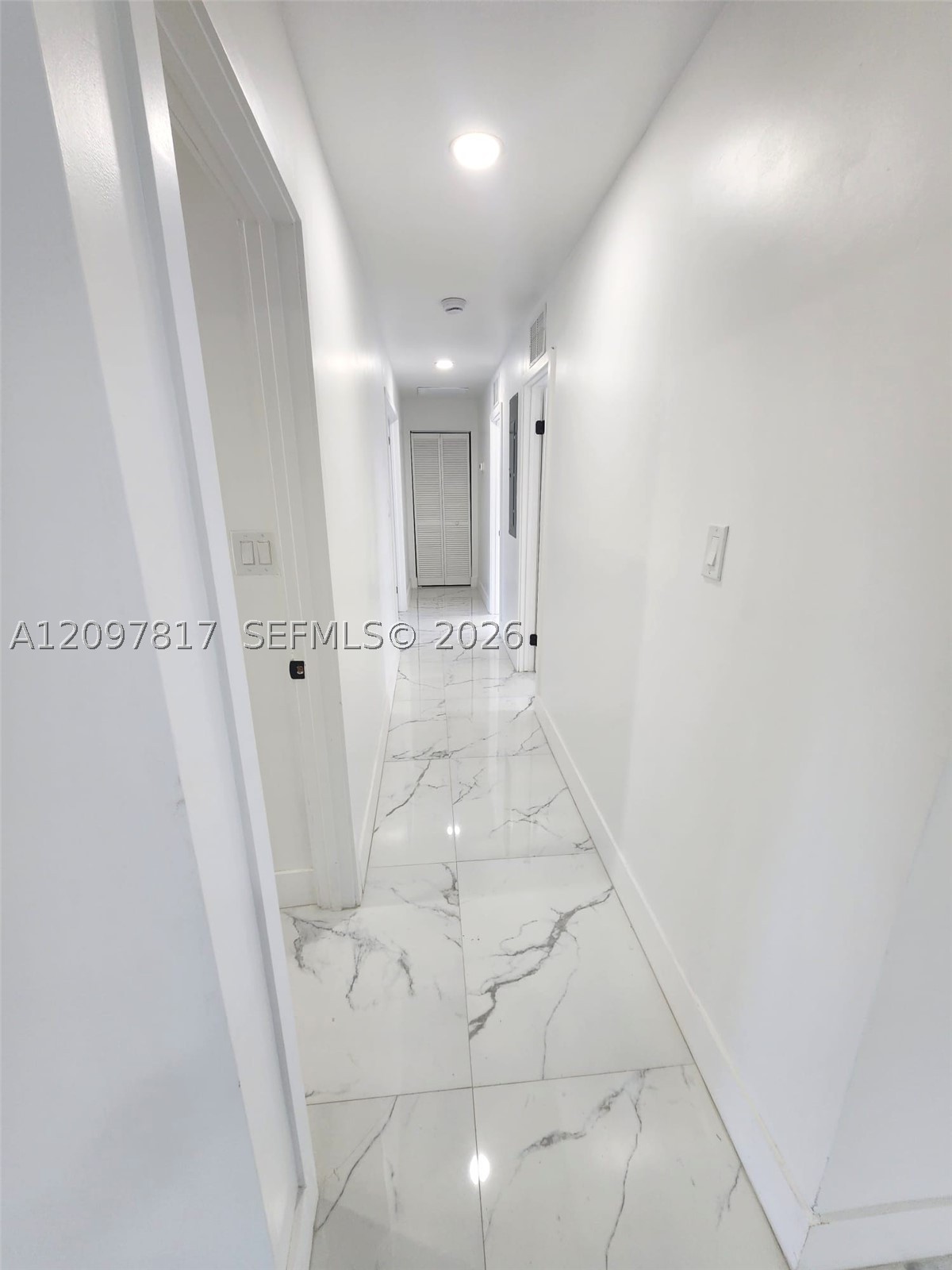 620 SW 38th Ter Fort Lauderdale, FL 33312