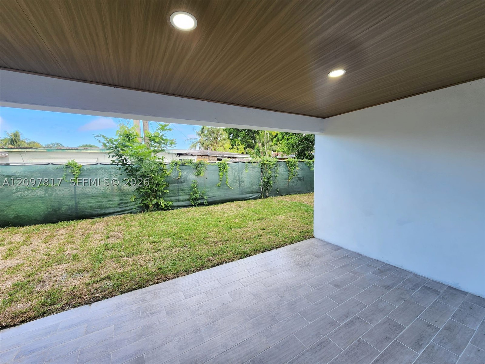 620 SW 38th Ter Fort Lauderdale, FL 33312