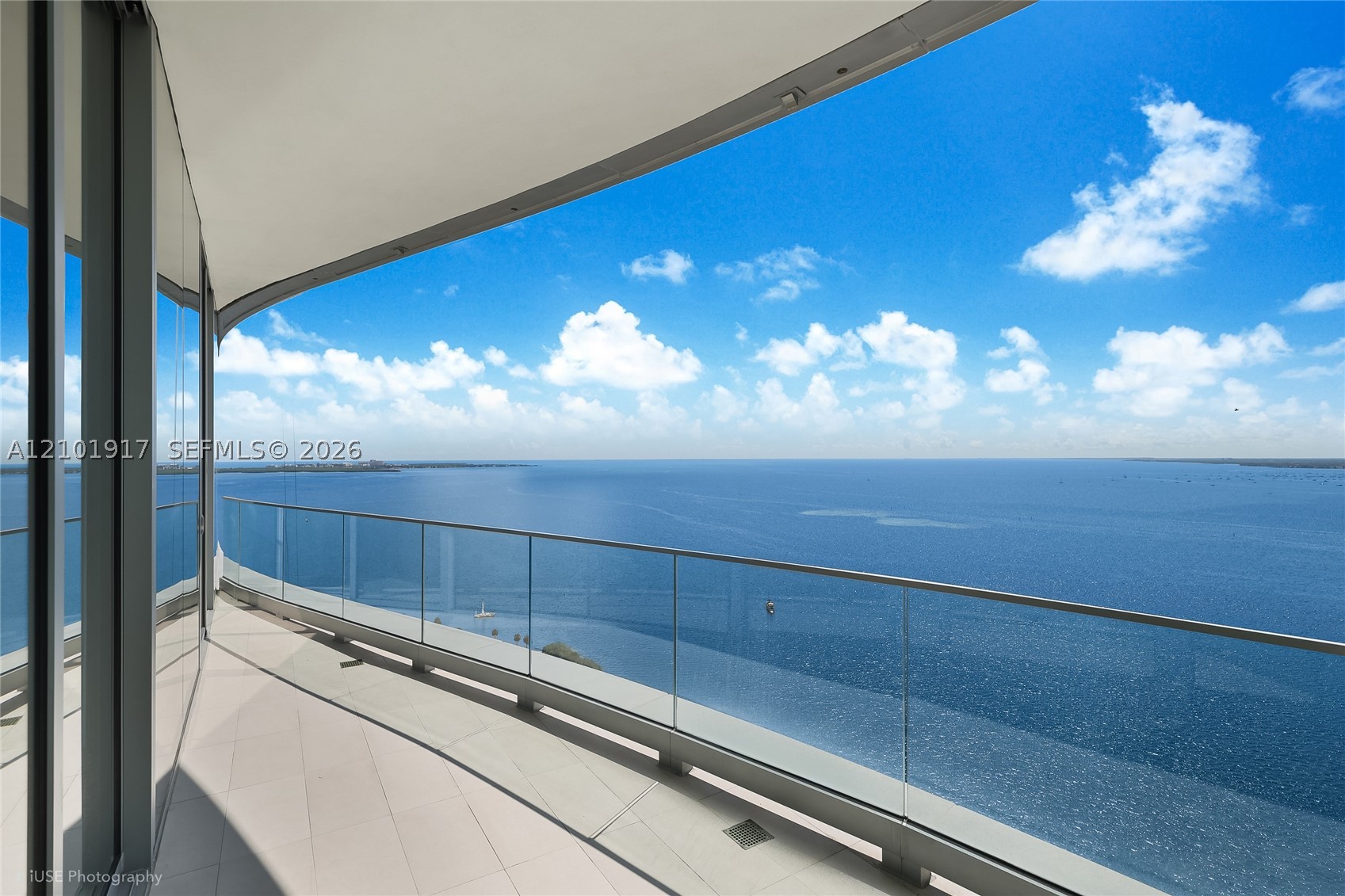 image Una Residences12