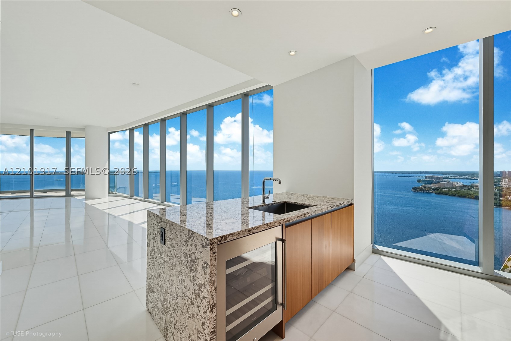 image Una Residences3