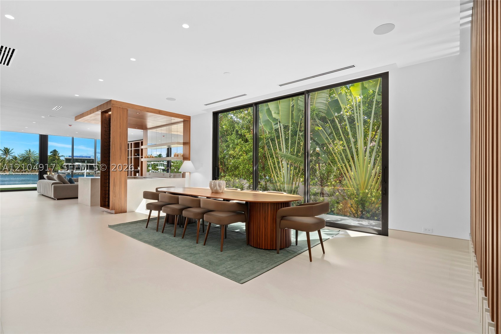 271 N Shore Dr Miami Beach, FL 33141