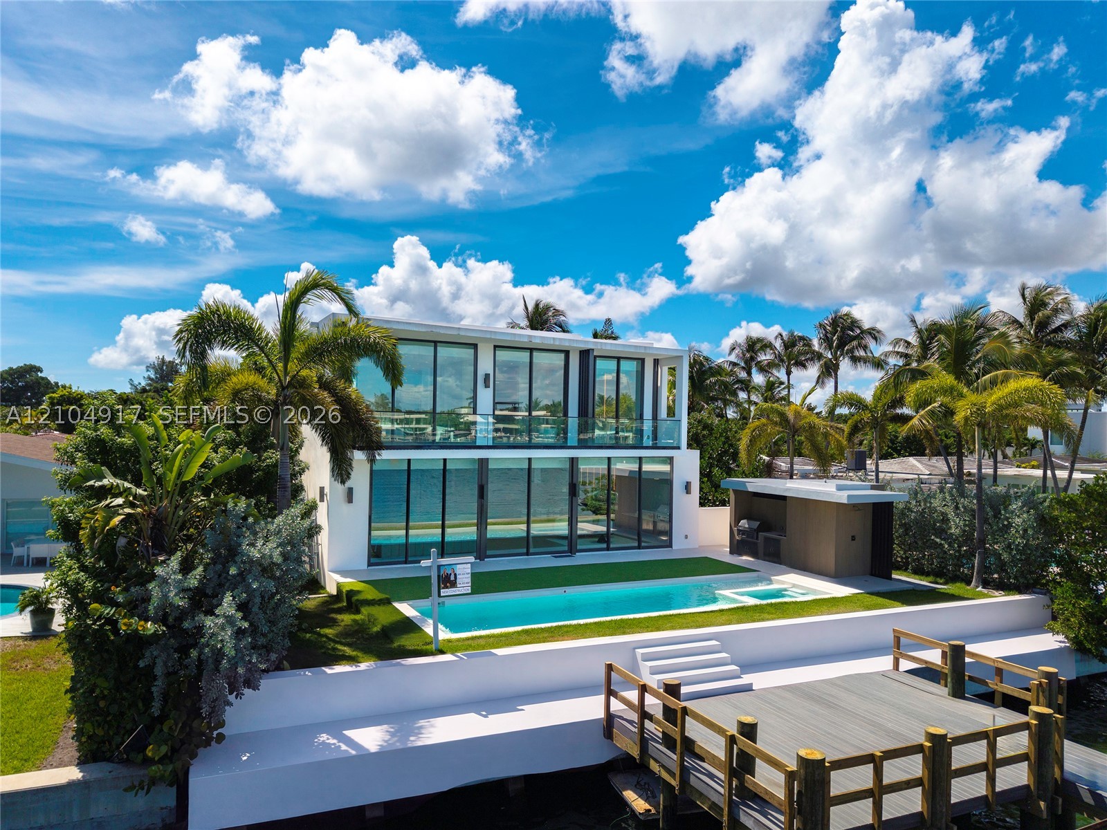 271 N Shore Dr Miami Beach, FL 33141