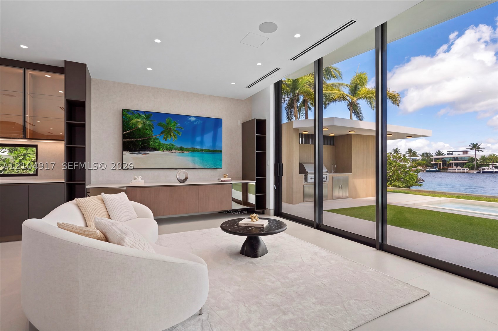 271 N Shore Dr Miami Beach, FL 33141