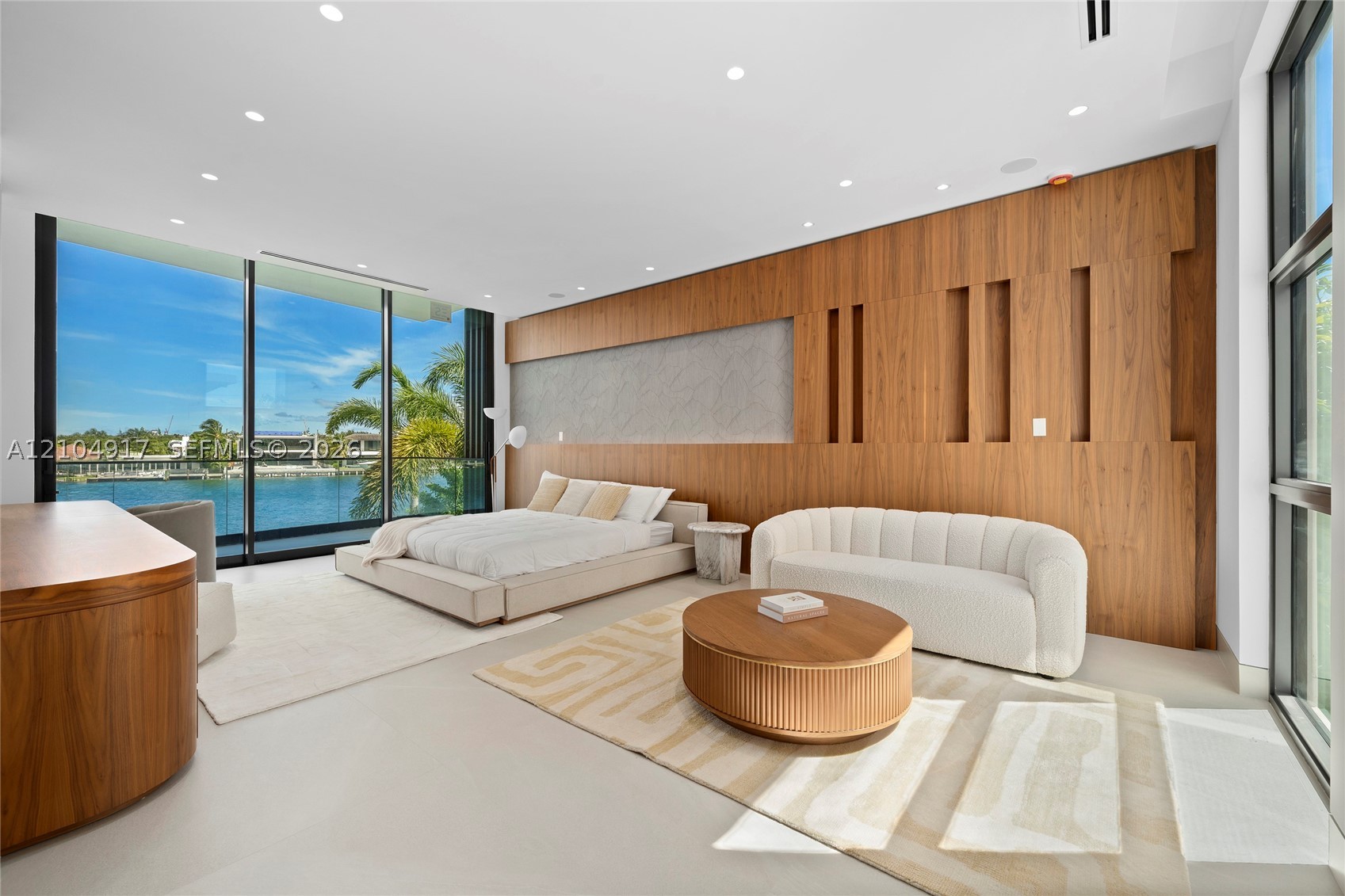 271 N Shore Dr Miami Beach, FL 33141