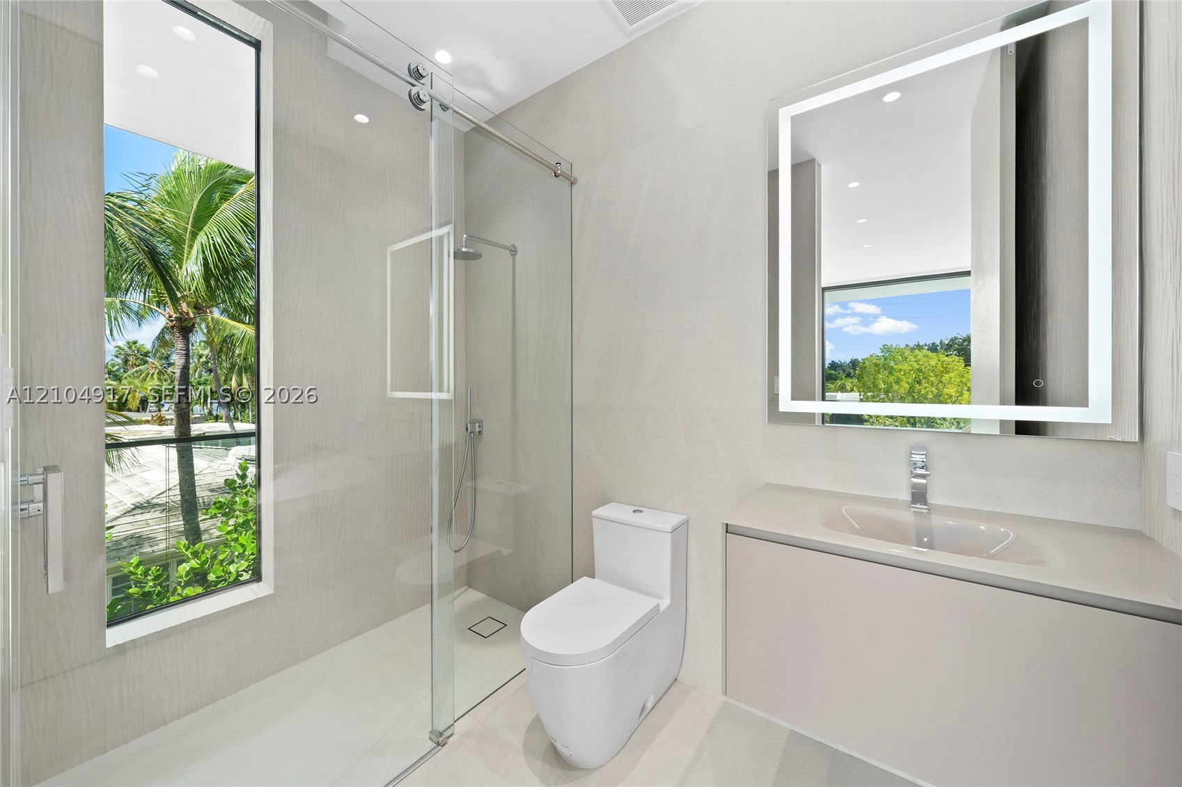 271 N Shore Dr Miami Beach, FL 33141