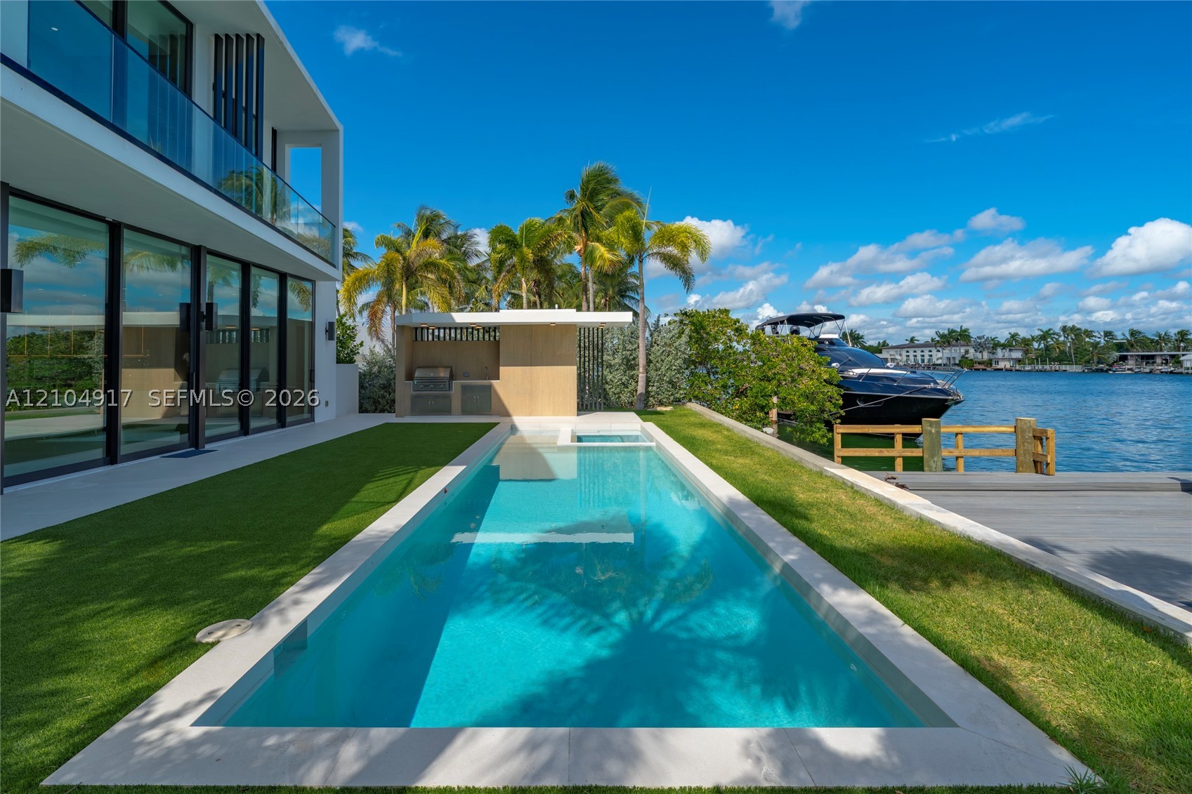 271 N Shore Dr Miami Beach, FL 33141