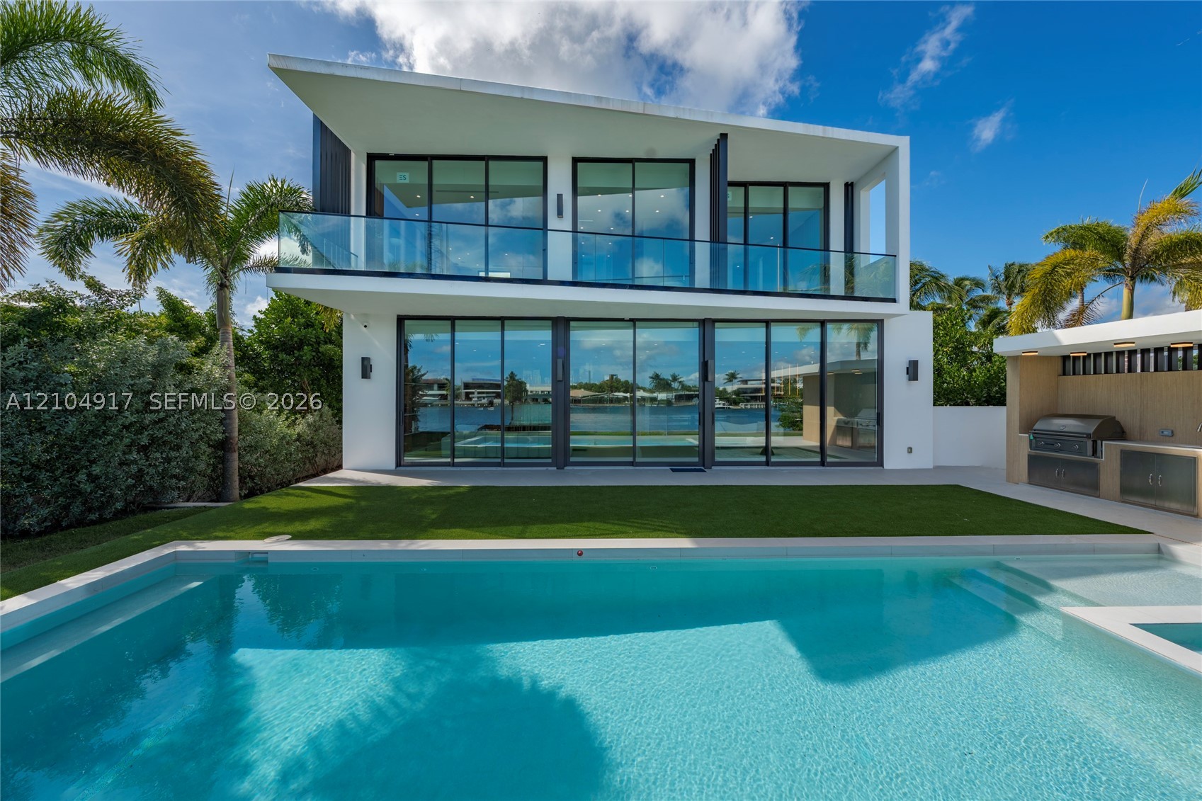 271 N Shore Dr Miami Beach, FL 33141