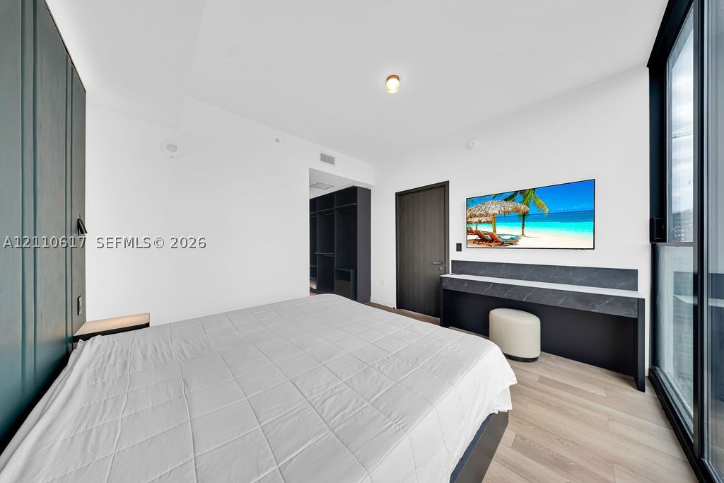image E11EVEN Hotel & Residences10