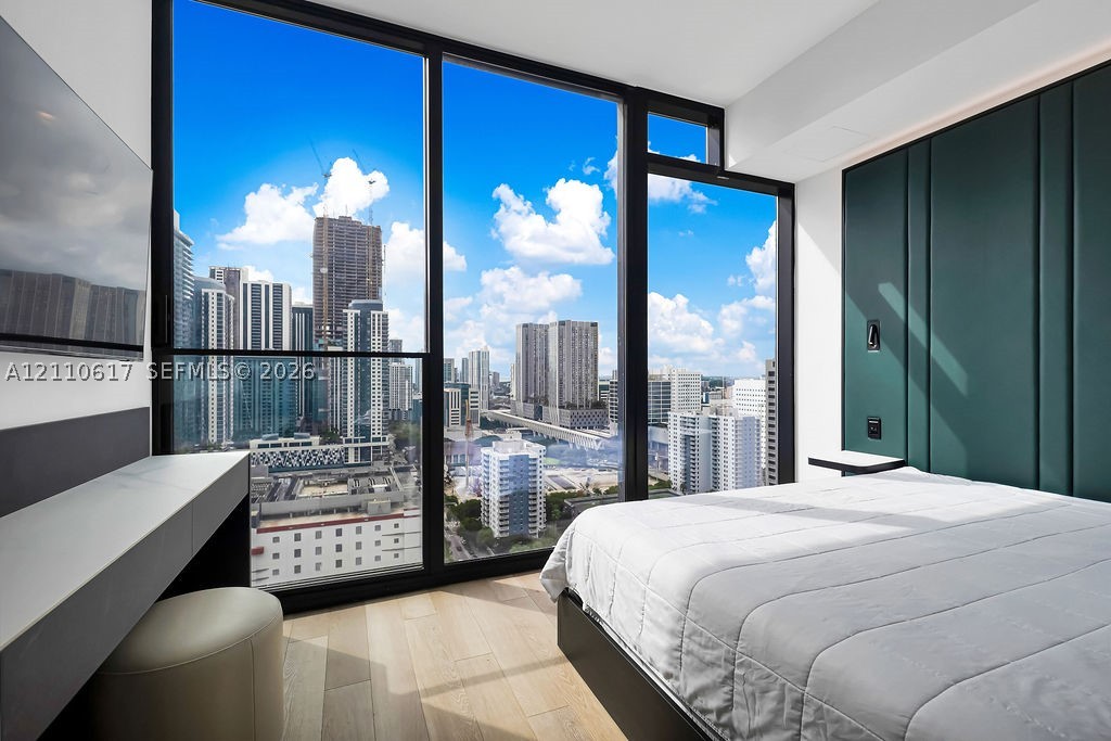 image E11EVEN Hotel & Residences17