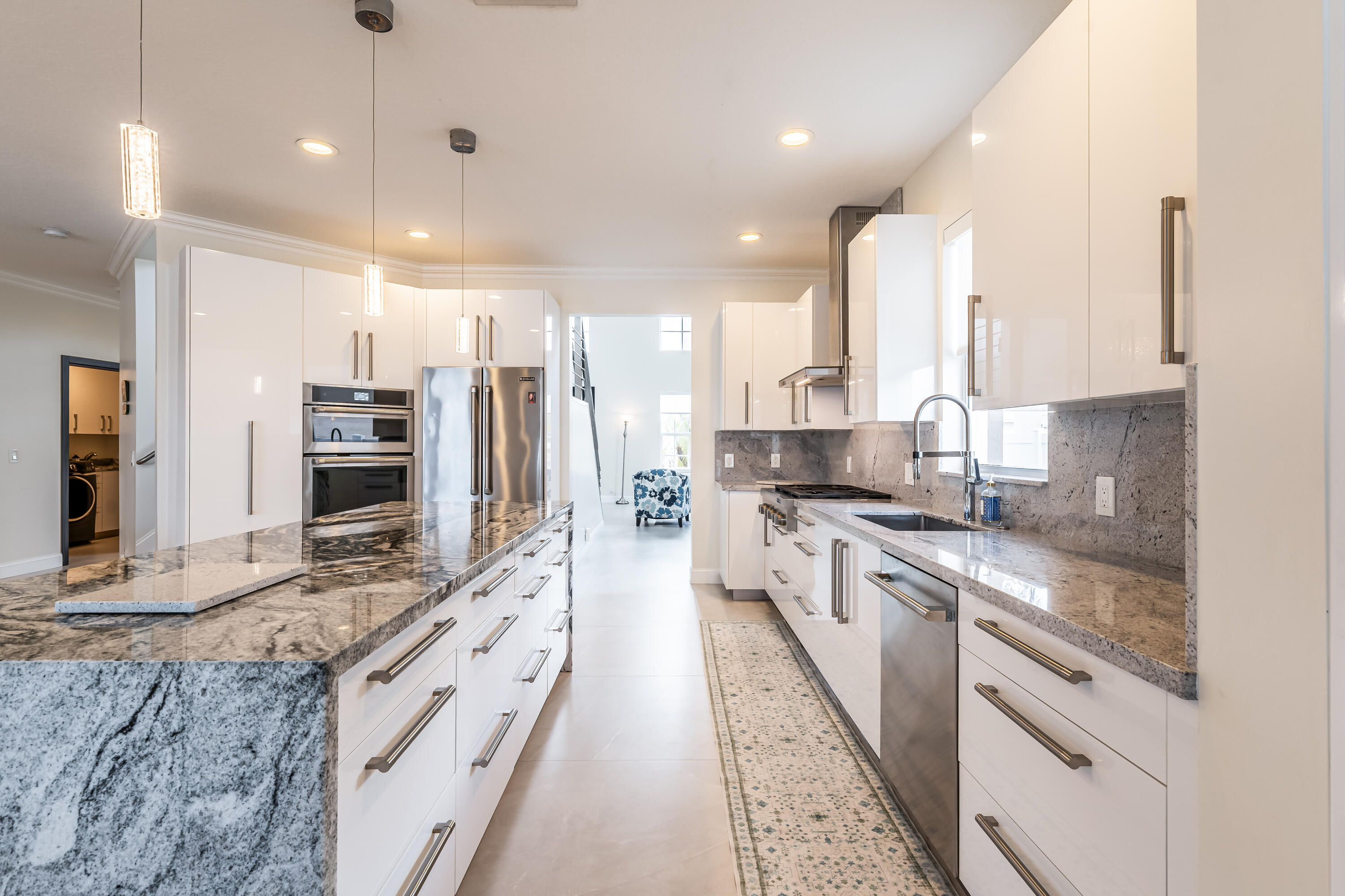 13815 NW 11th Pembroke Pines, FL 33028