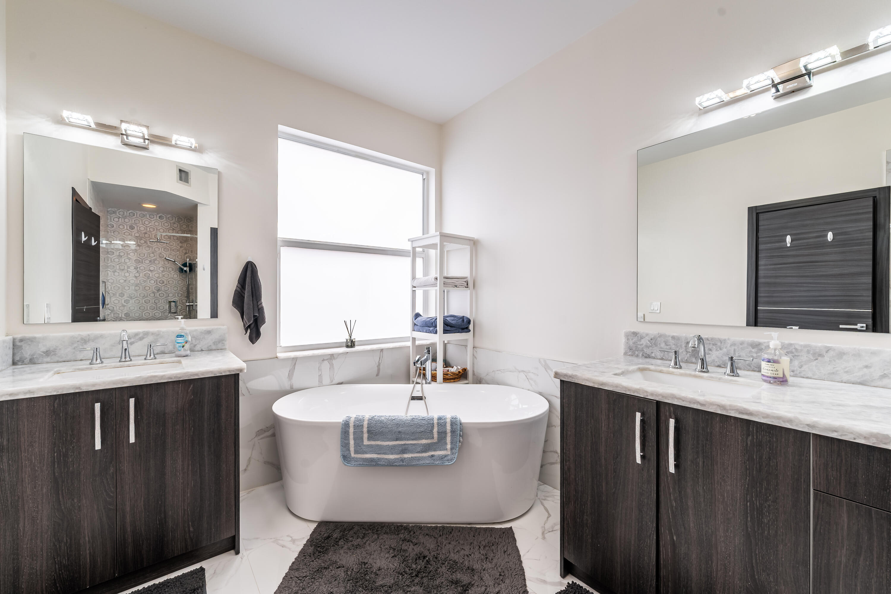 13815 NW 11th Pembroke Pines, FL 33028