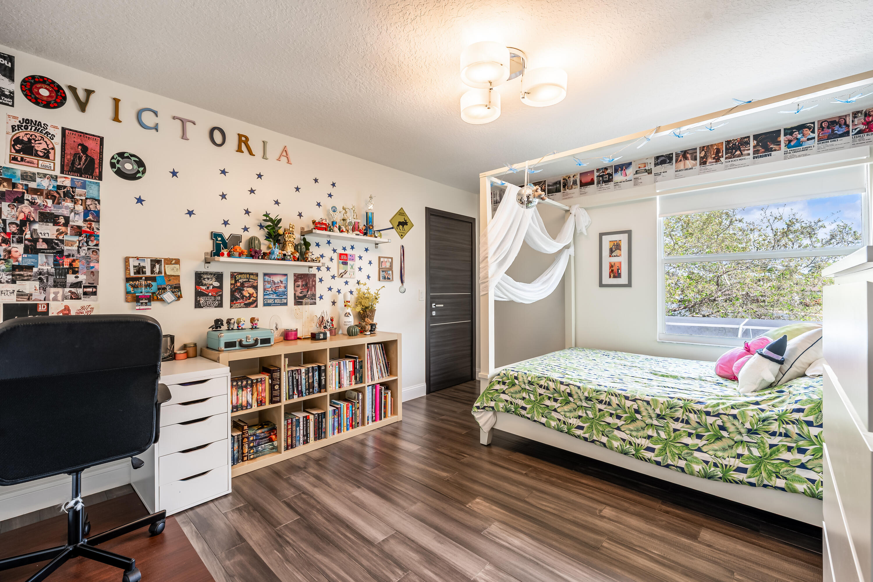 13815 NW 11th Pembroke Pines, FL 33028