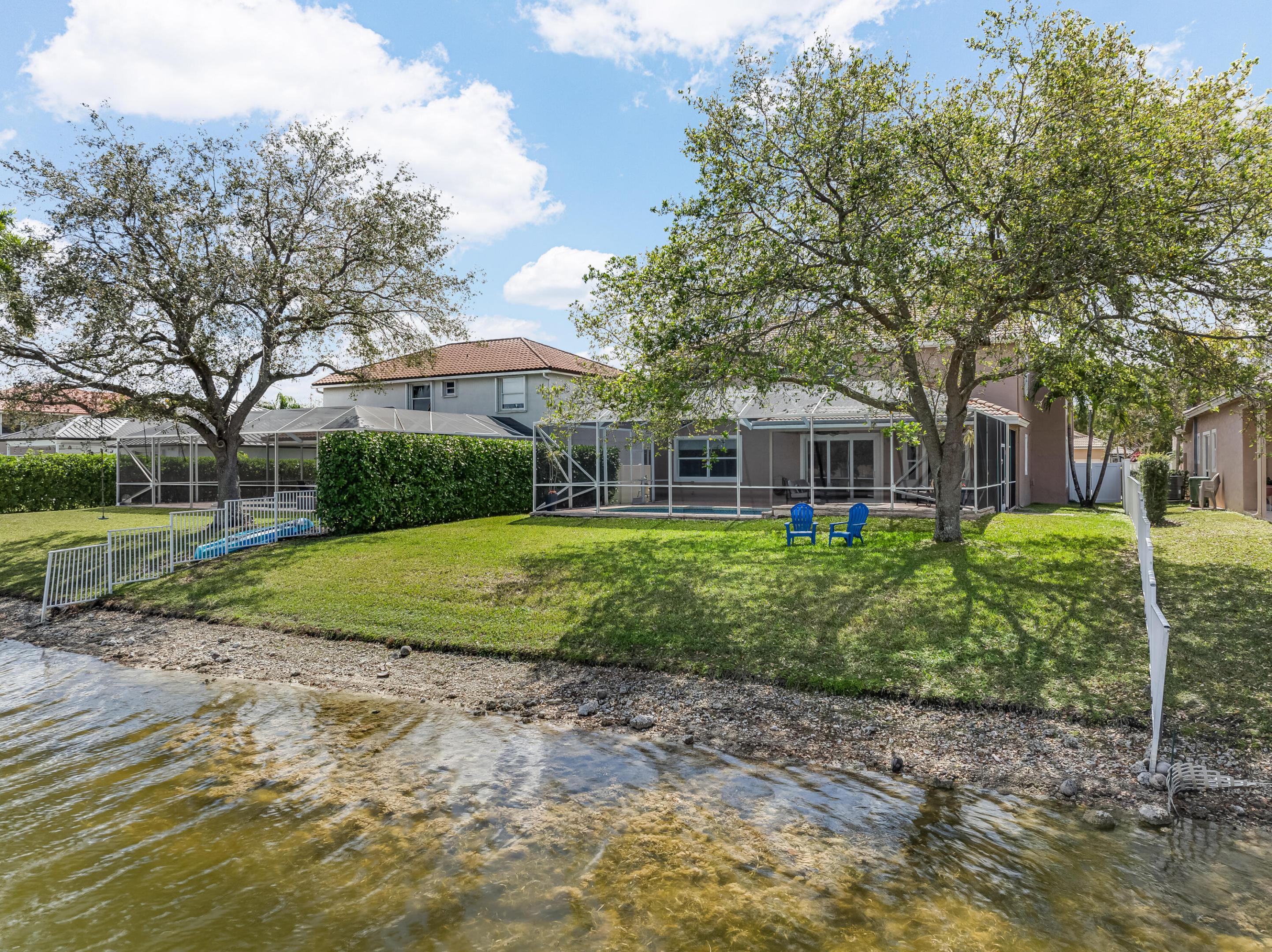 13815 NW 11th Pembroke Pines, FL 33028