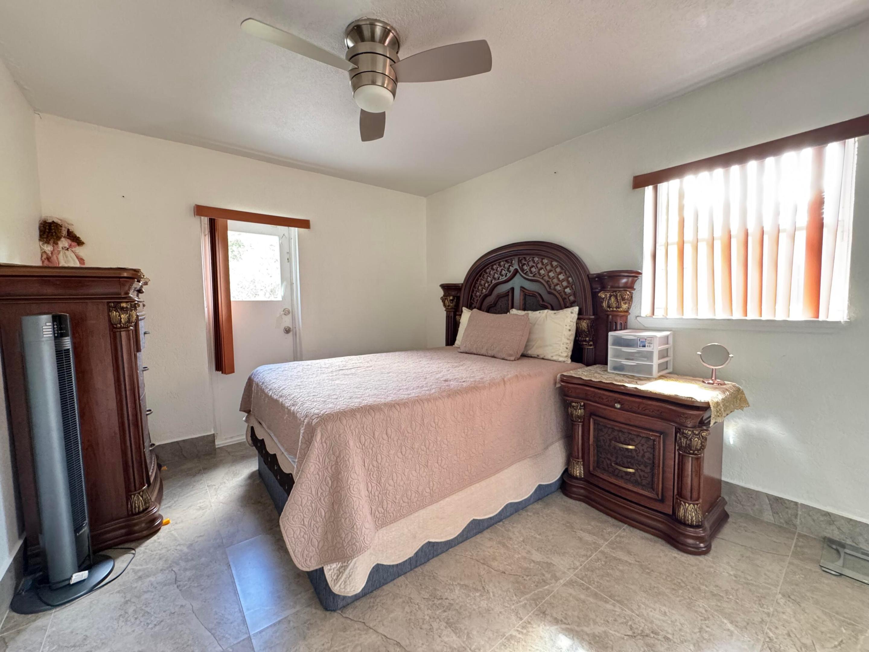 1132 NW 7th Fort Lauderdale, FL 33311