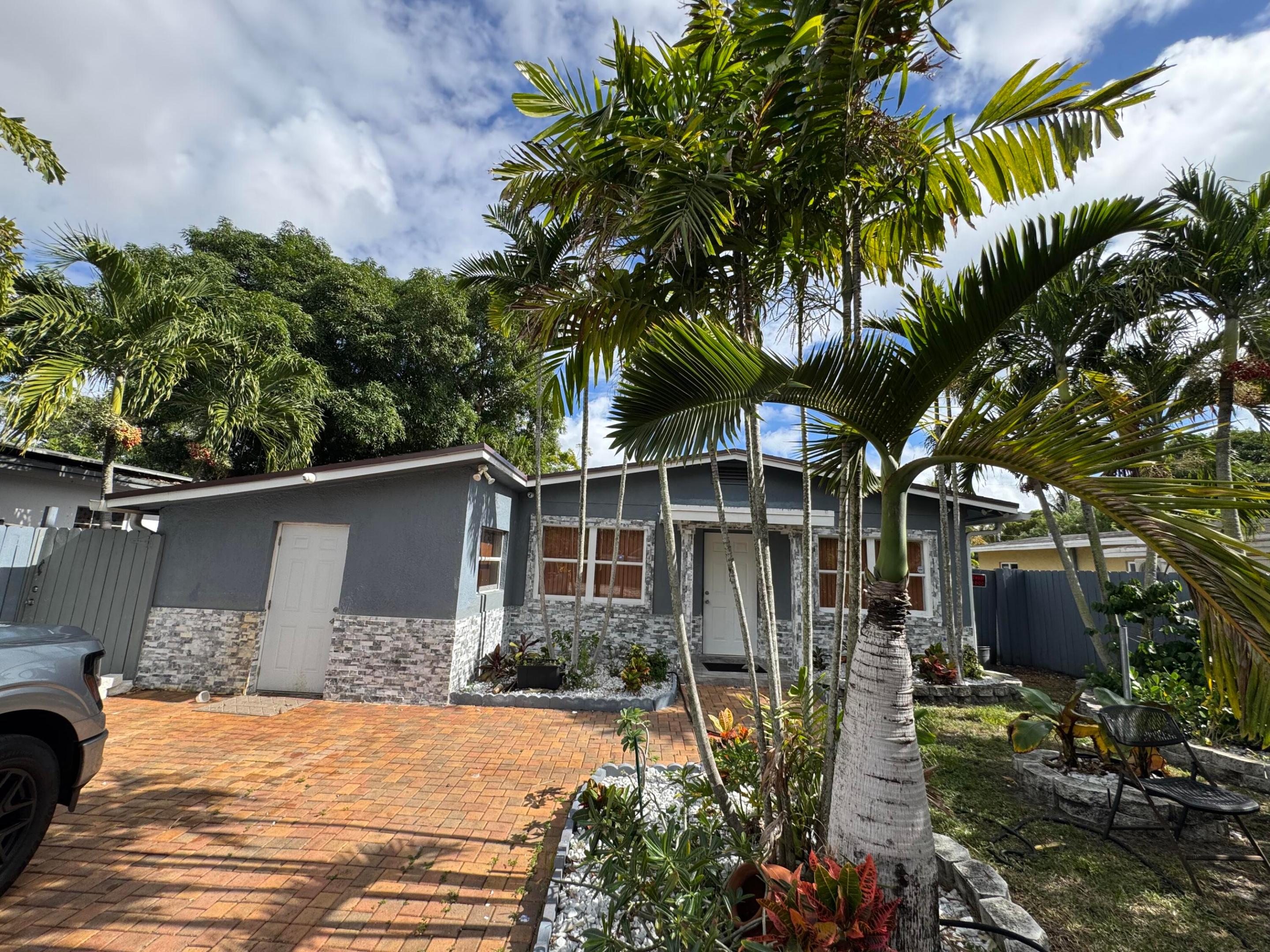 1132 NW 7th Fort Lauderdale, FL 33311