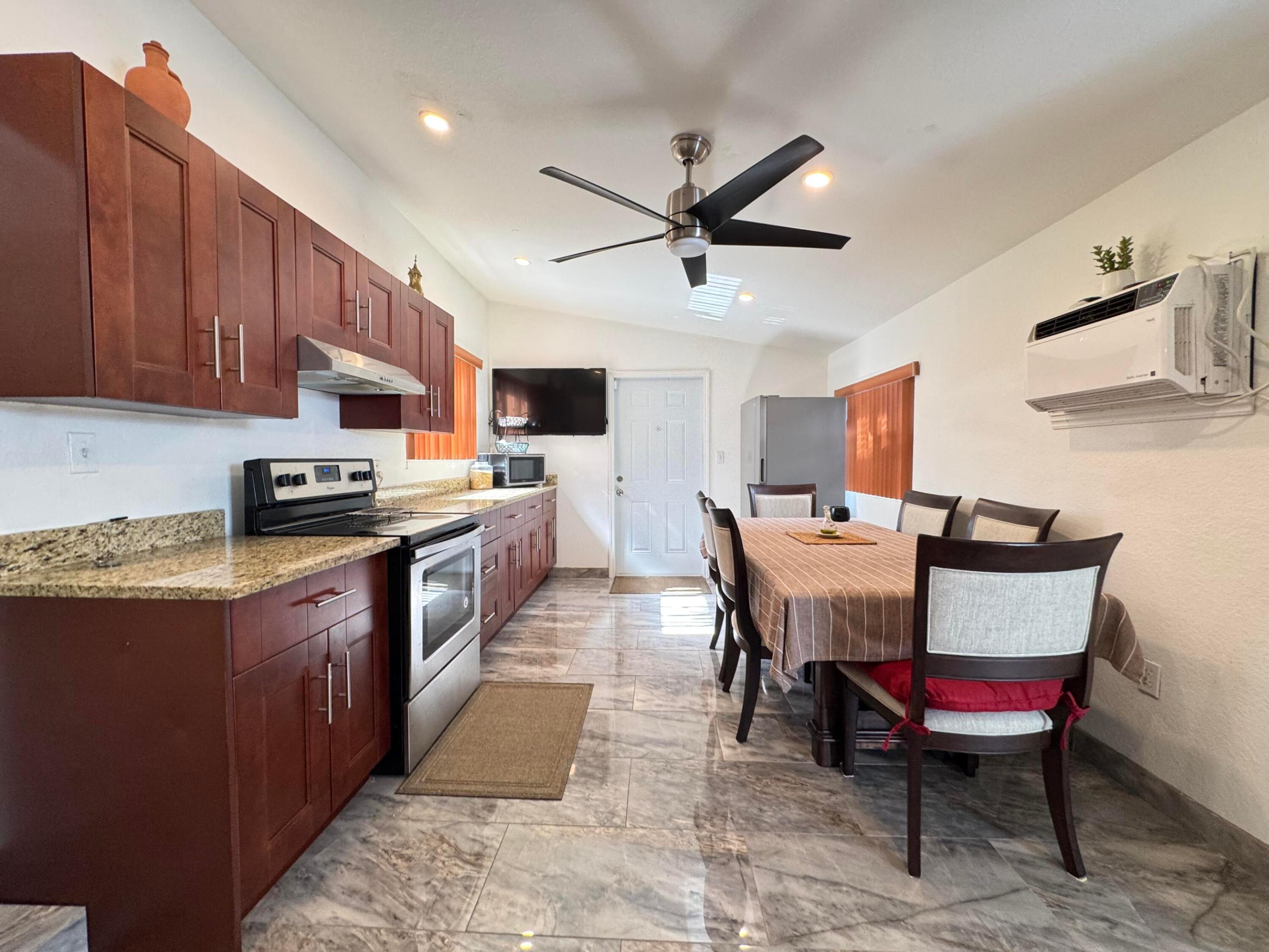 1132 NW 7th Fort Lauderdale, FL 33311