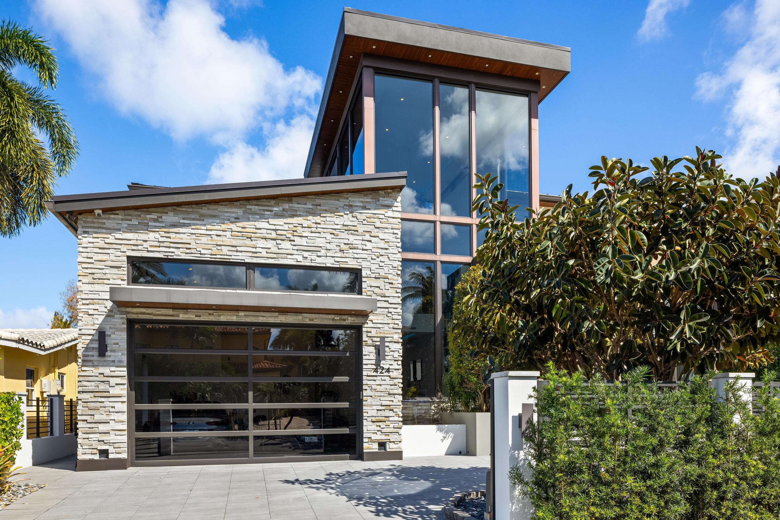 424 Coconut Isle Fort Lauderdale, FL 33301