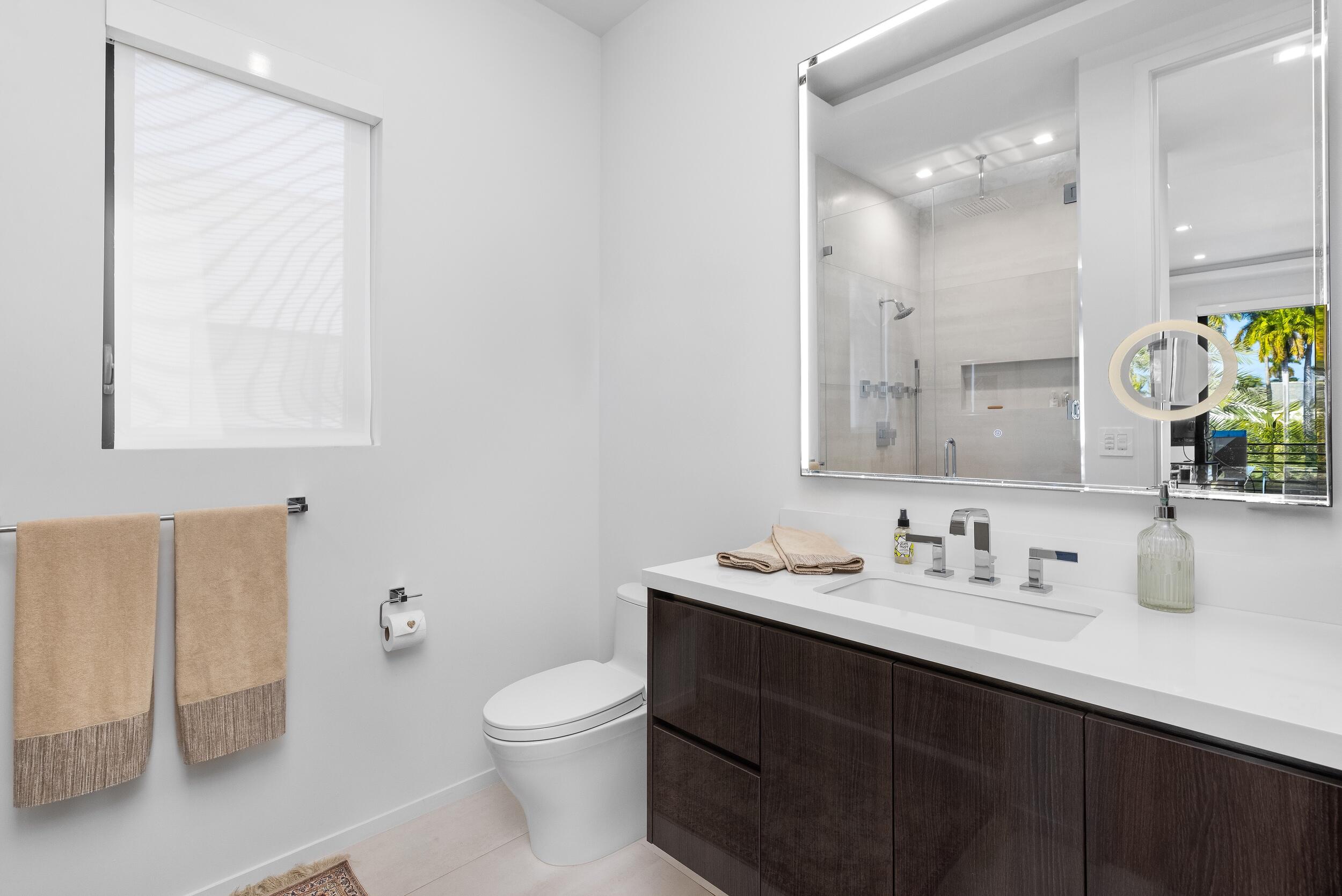 424 Coconut Isle Fort Lauderdale, FL 33301