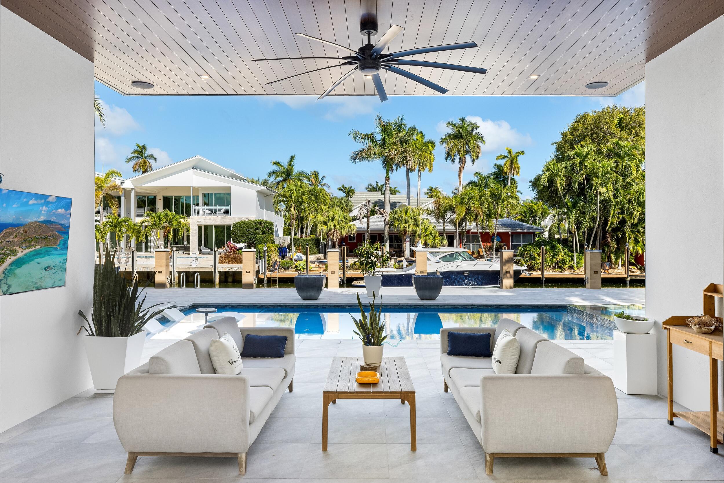 424 Coconut Isle Fort Lauderdale, FL 33301