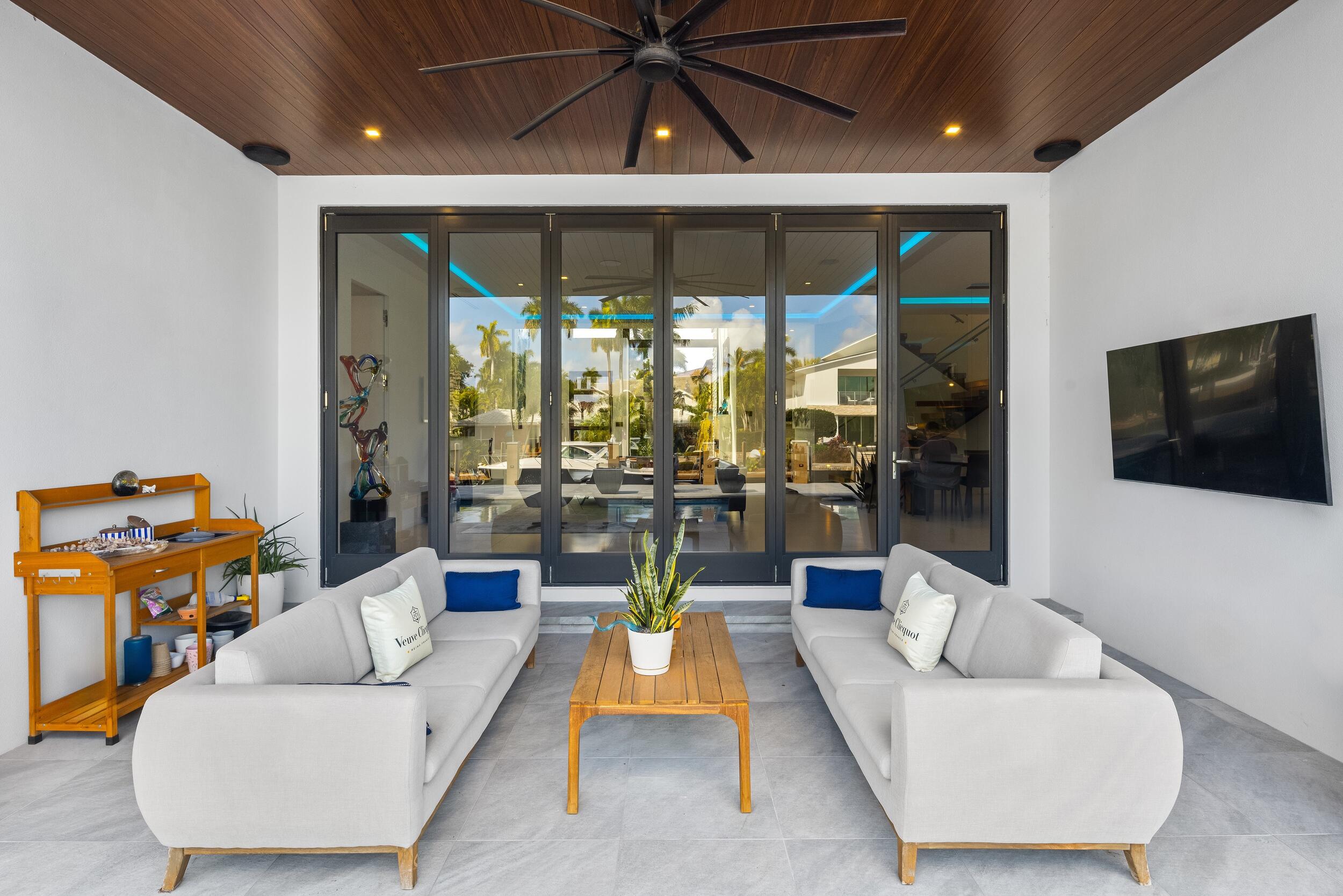 424 Coconut Isle Fort Lauderdale, FL 33301