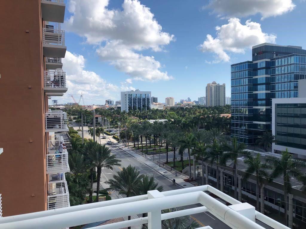 image The Venture at Aventura18