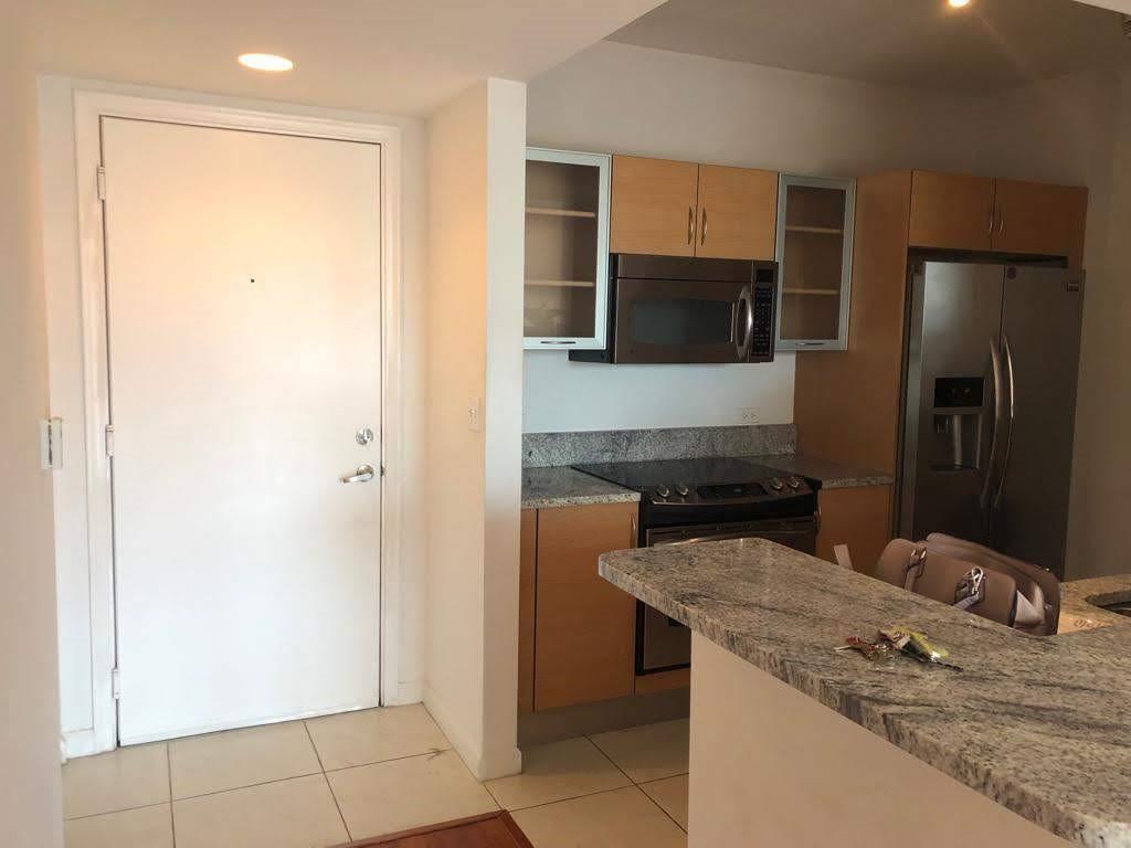 image The Venture at Aventura1