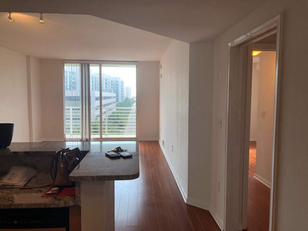 image The Venture at Aventura2