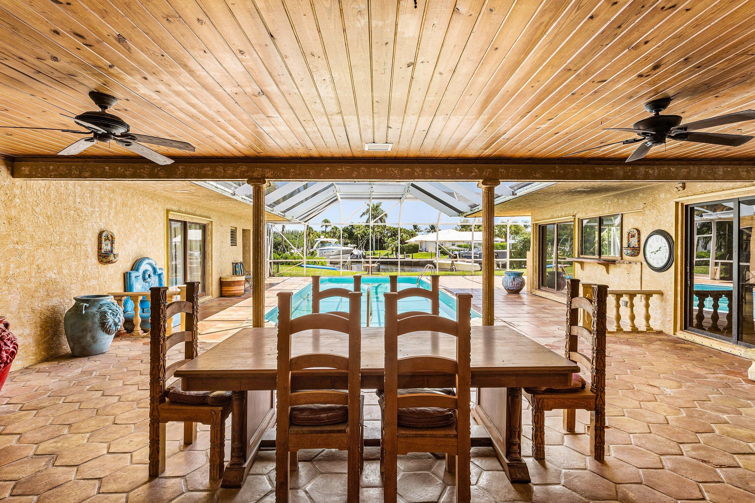 920 Emerald Row Gulf Stream, FL 33483