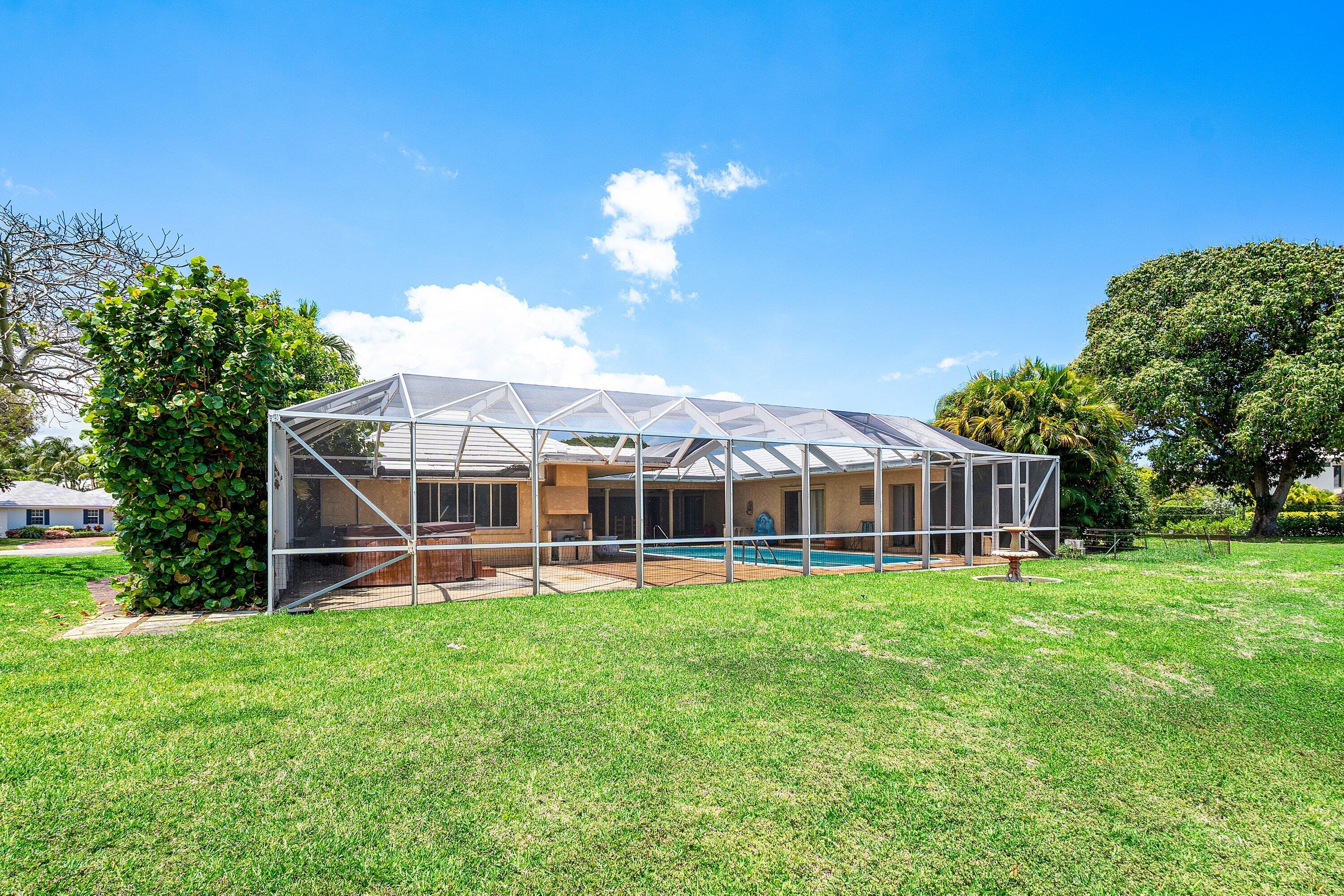 920 Emerald Row Gulf Stream, FL 33483