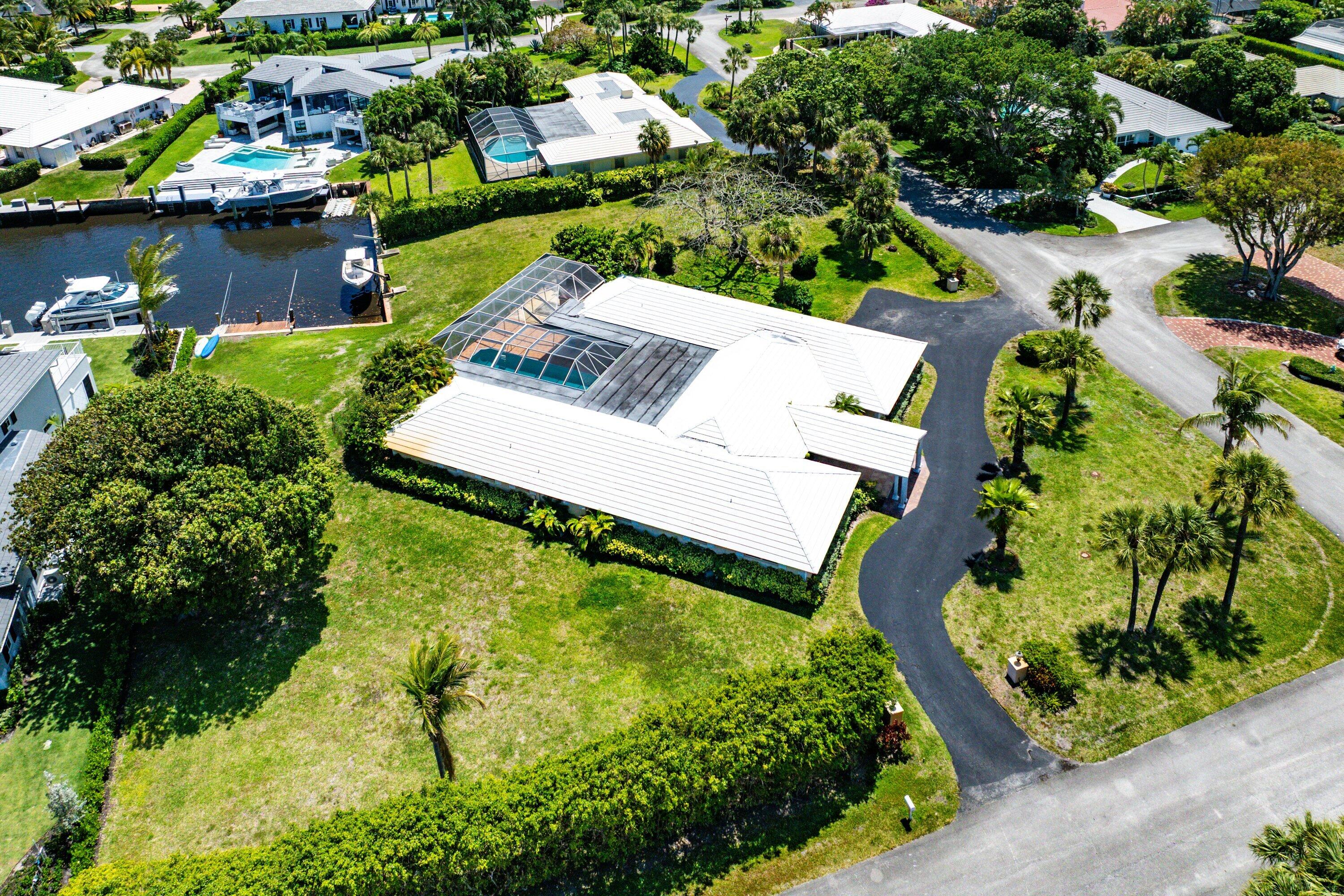 920 Emerald Row Gulf Stream, FL 33483