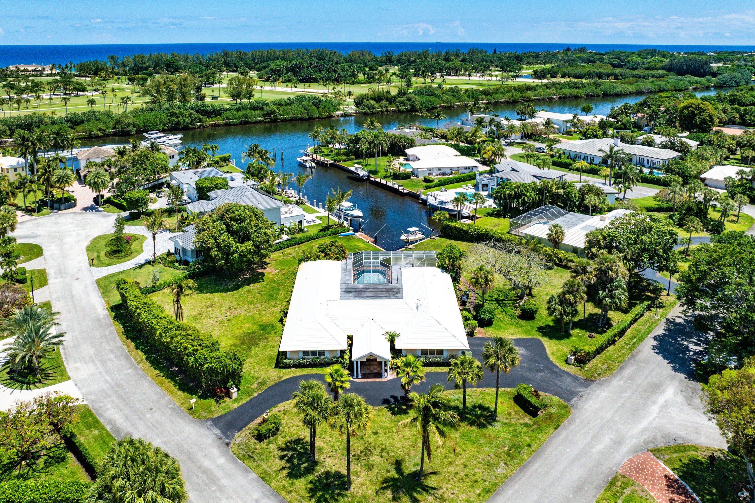 920 Emerald Row Gulf Stream, FL 33483