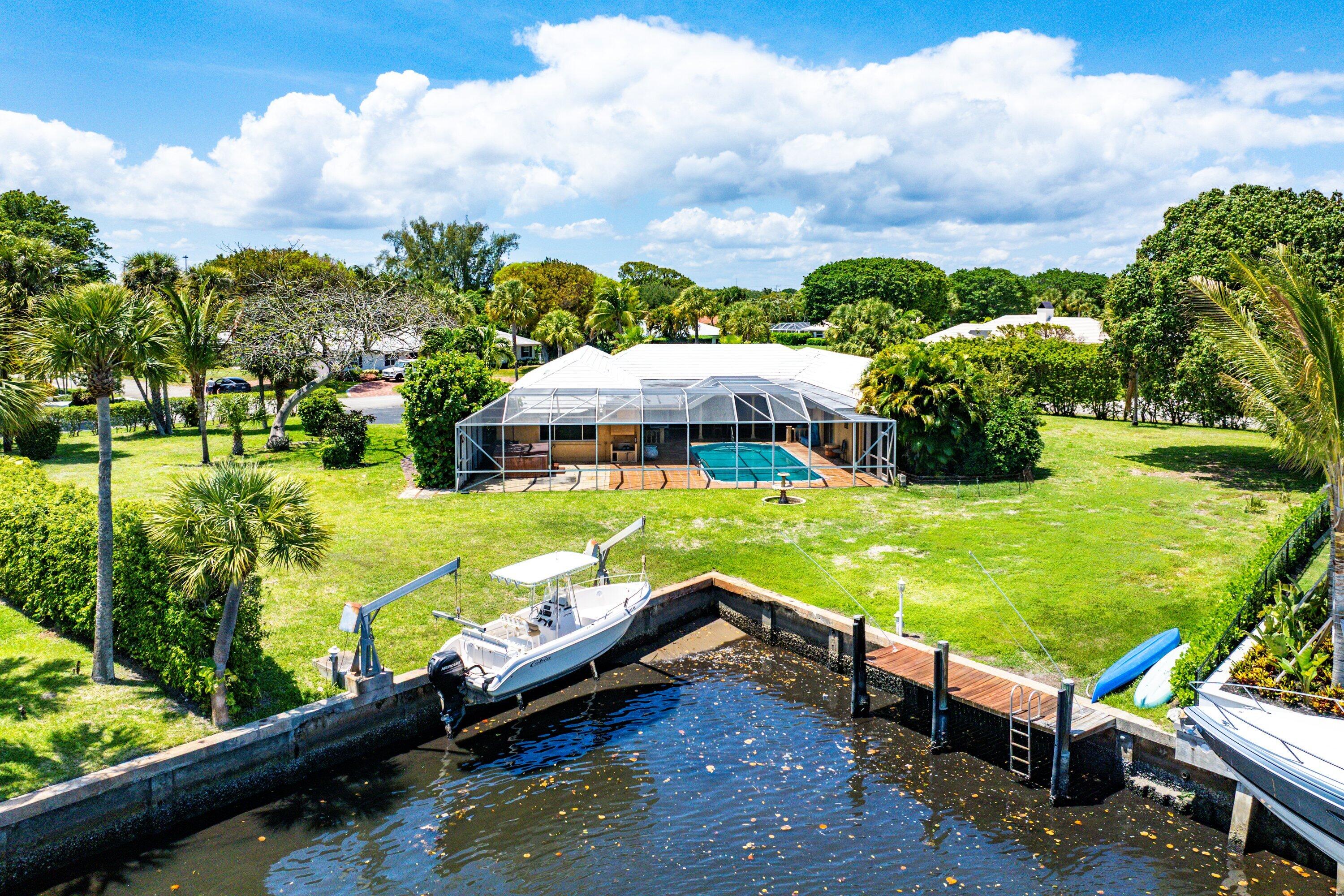 920 Emerald Row Gulf Stream, FL 33483