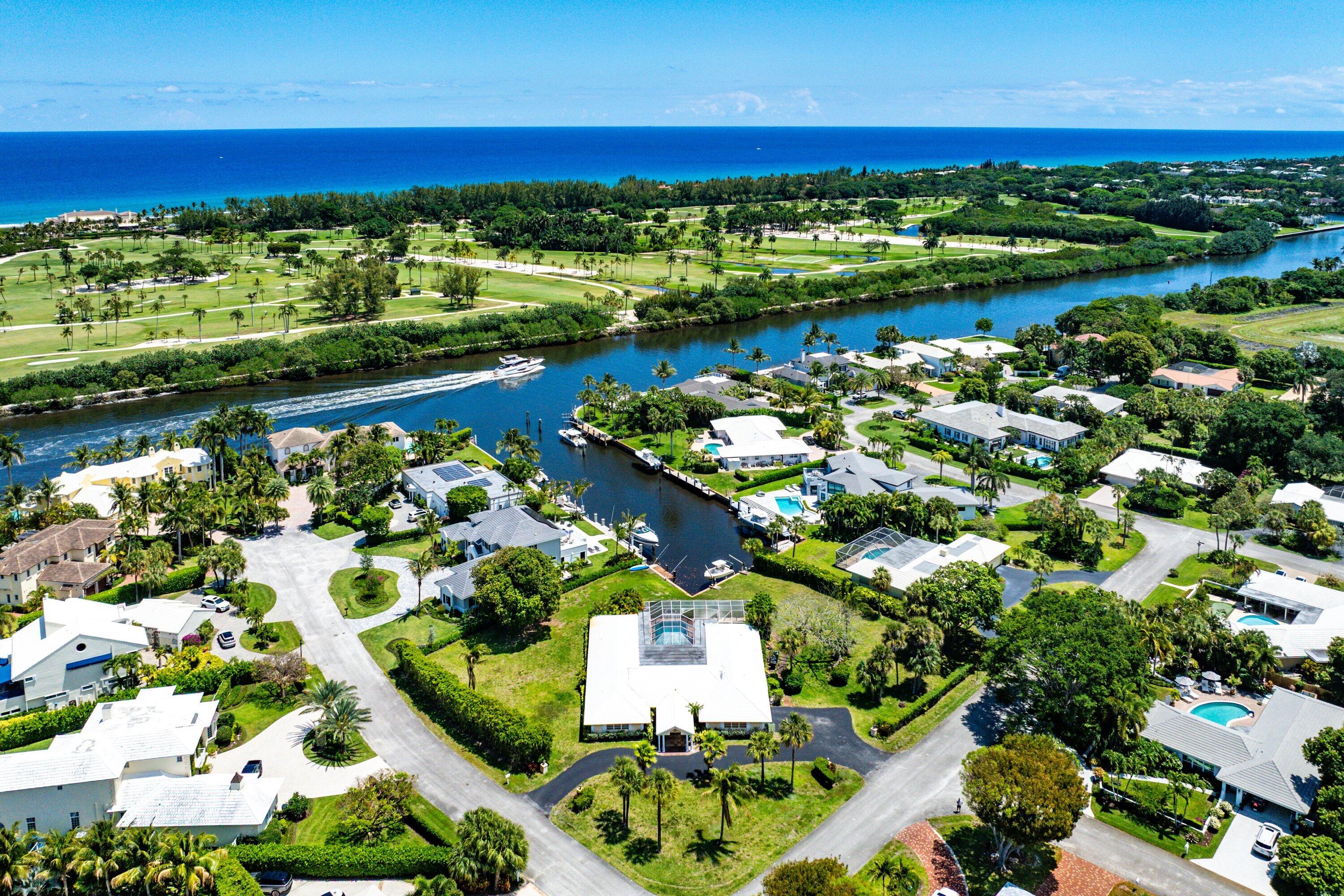 920 Emerald Row Gulf Stream, FL 33483