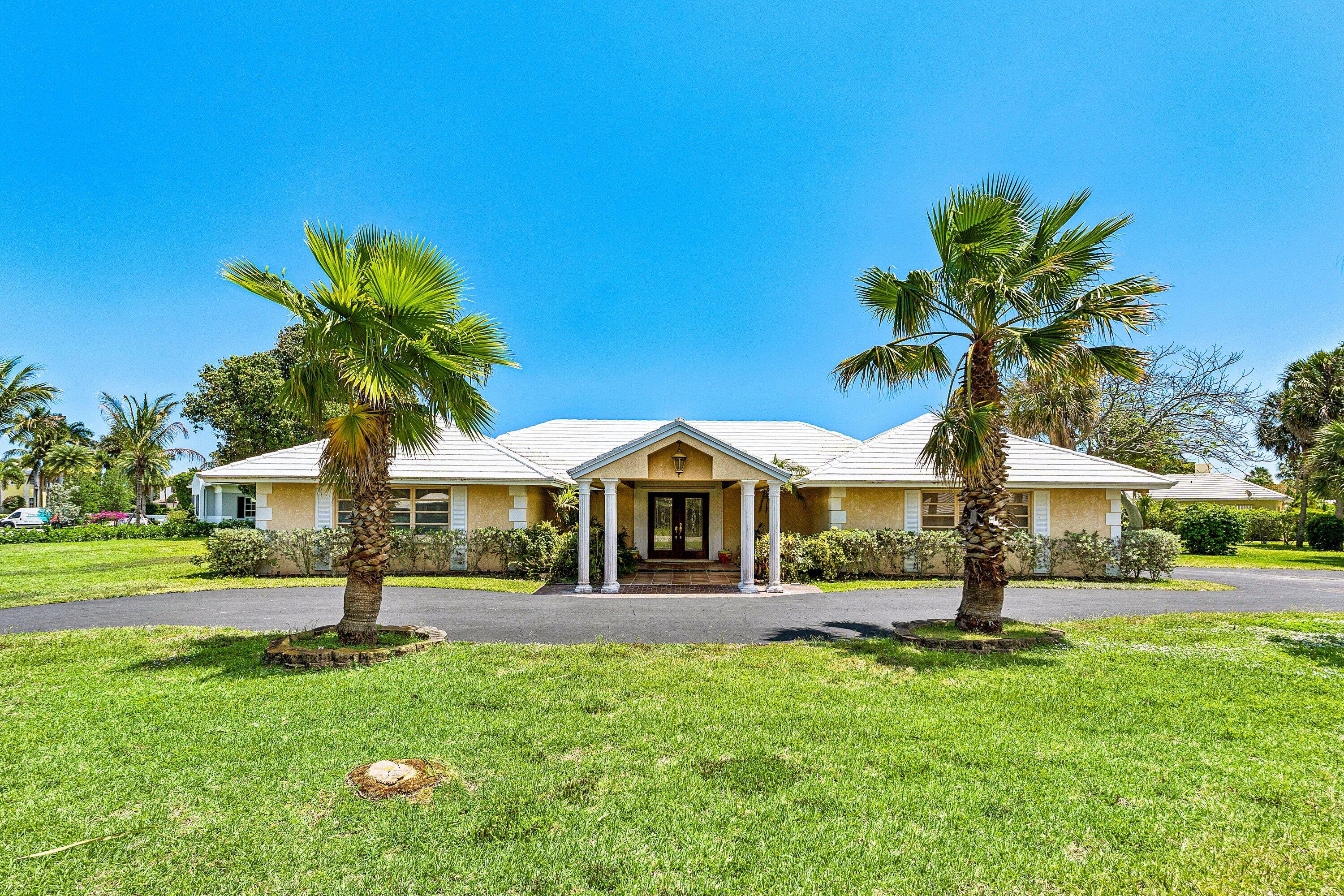 920 Emerald Row Gulf Stream, FL 33483