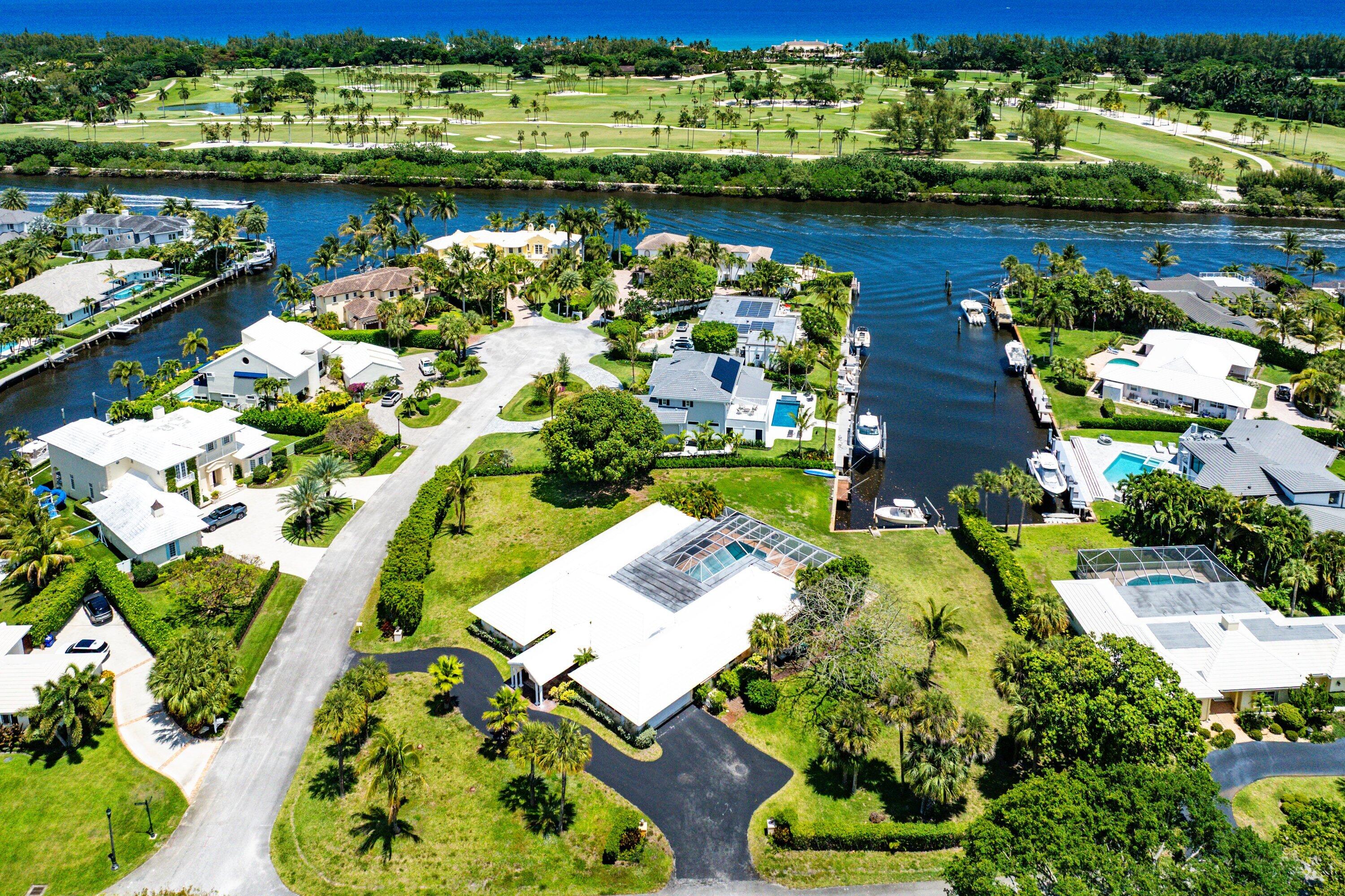 920 Emerald Row Gulf Stream, FL 33483