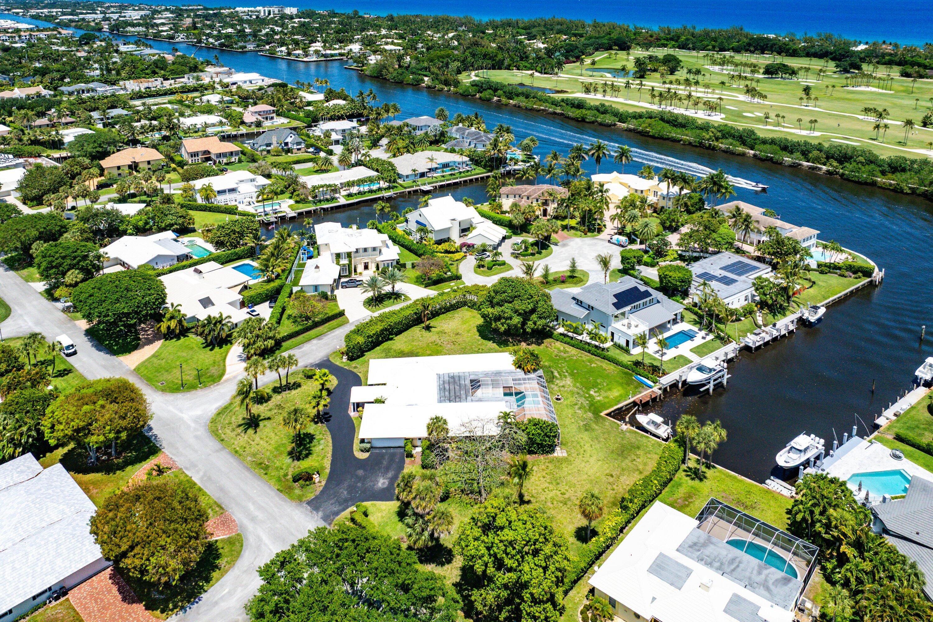 920 Emerald Row Gulf Stream, FL 33483