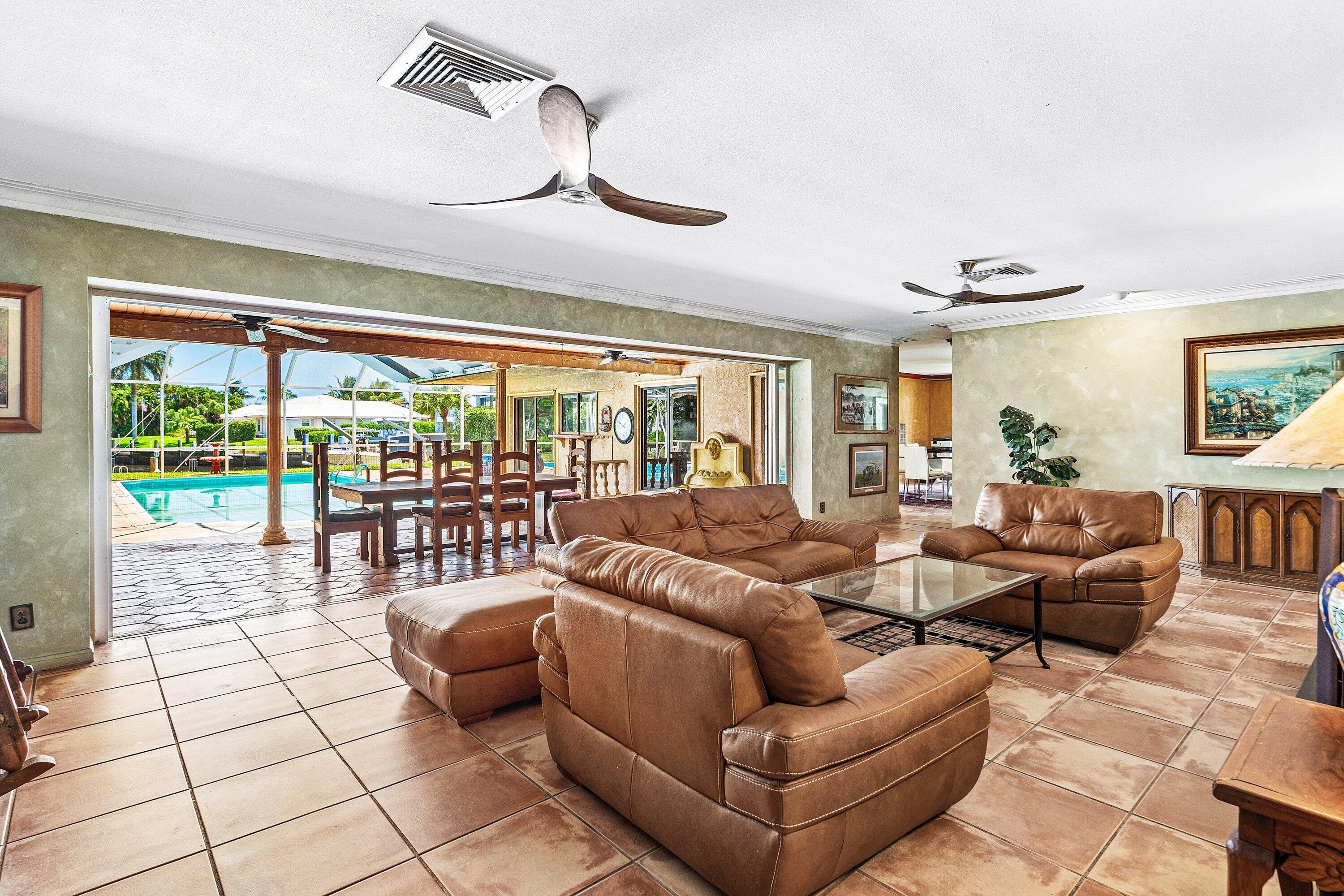 920 Emerald Row Gulf Stream, FL 33483