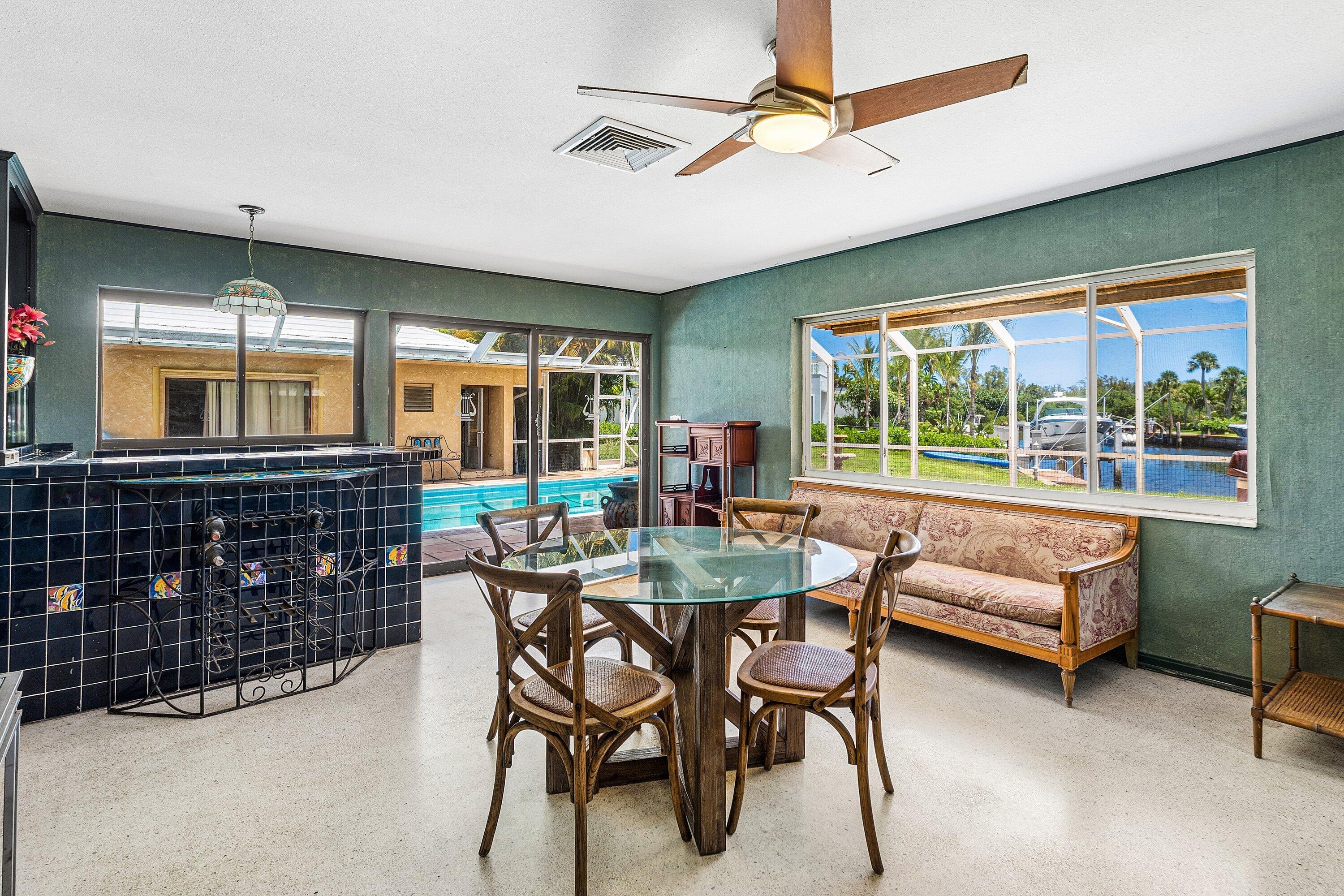 920 Emerald Row Gulf Stream, FL 33483