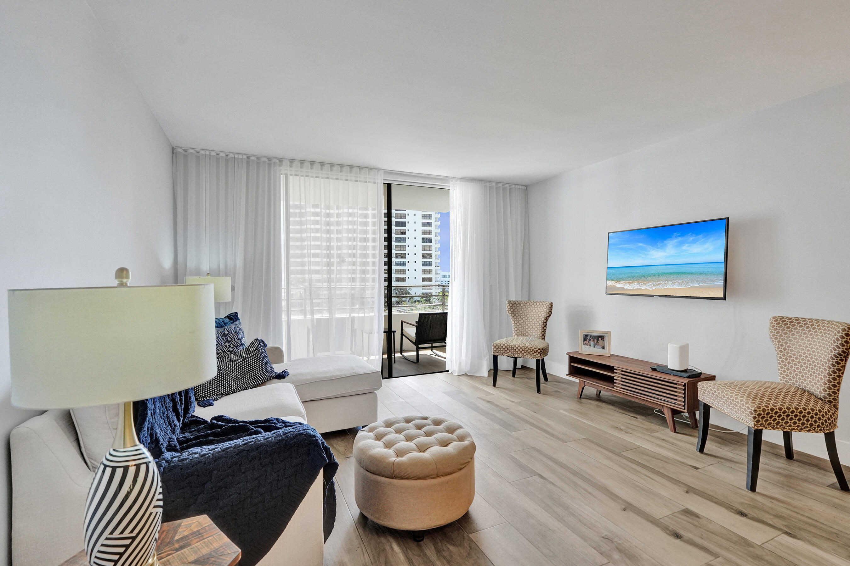 600 Three Iss #615 Hallandale Beach, FL 33009