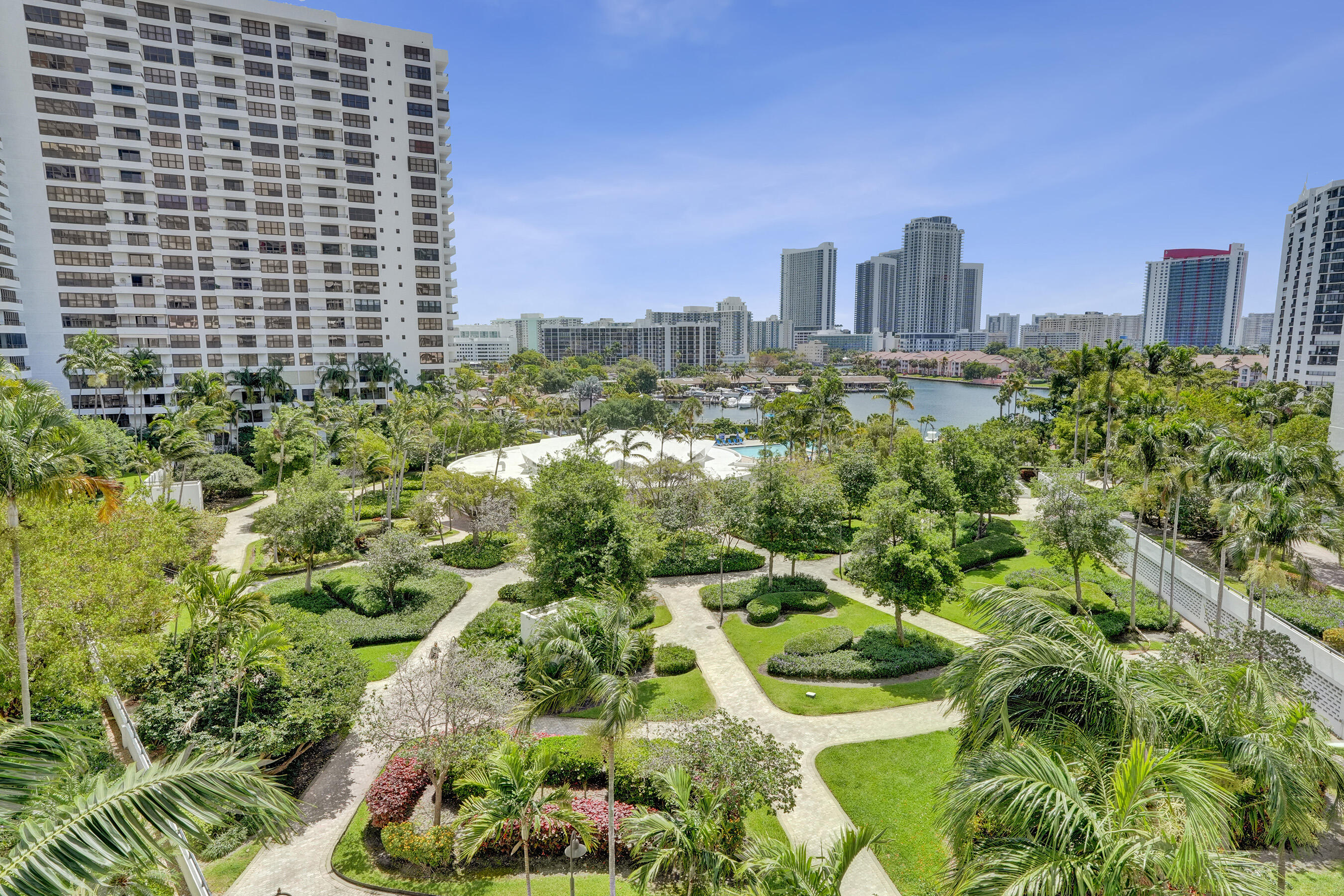 600 Three Iss #615 Hallandale Beach, FL 33009